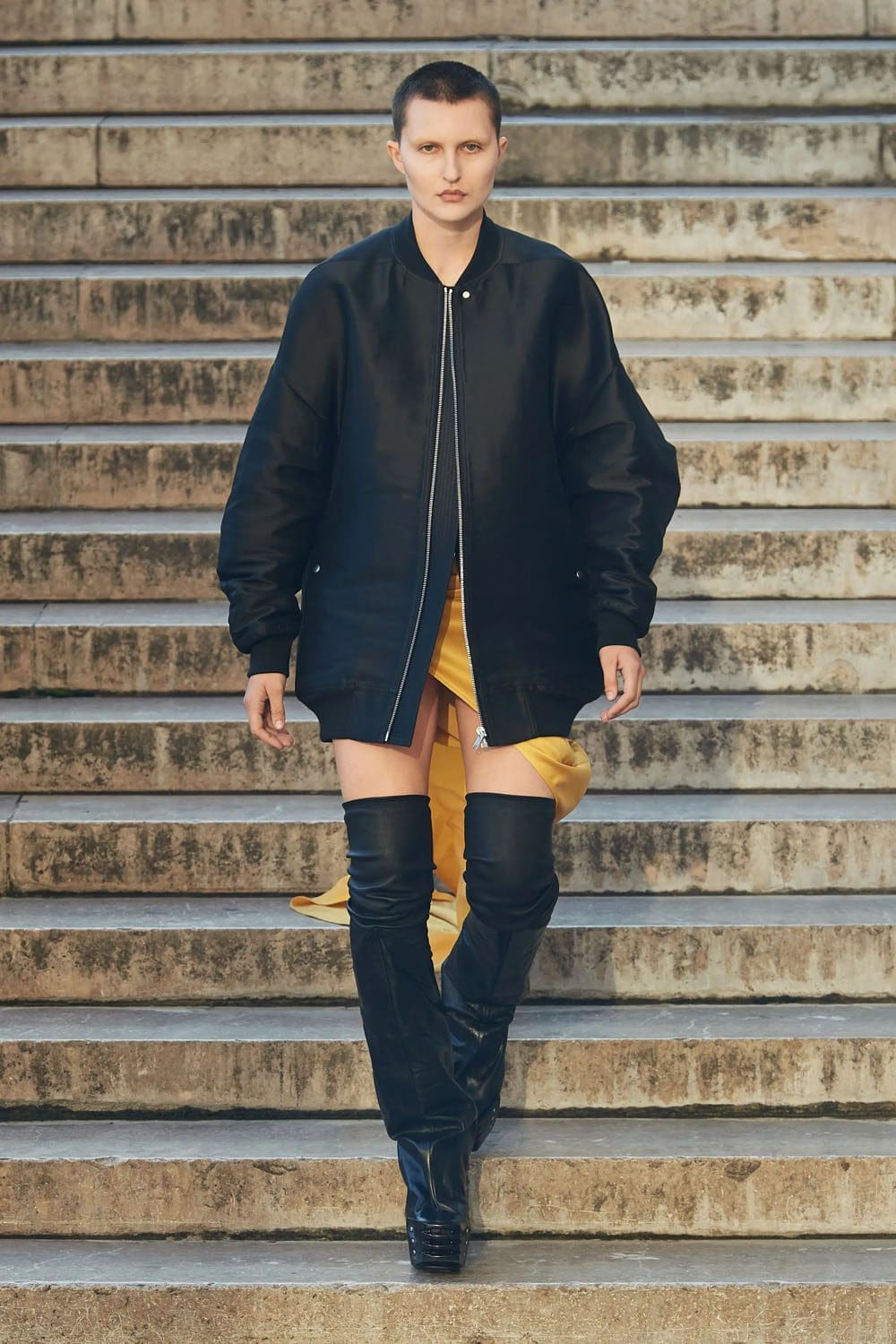 Rick Owens Frühling Sommer 2023 Runway Magazin