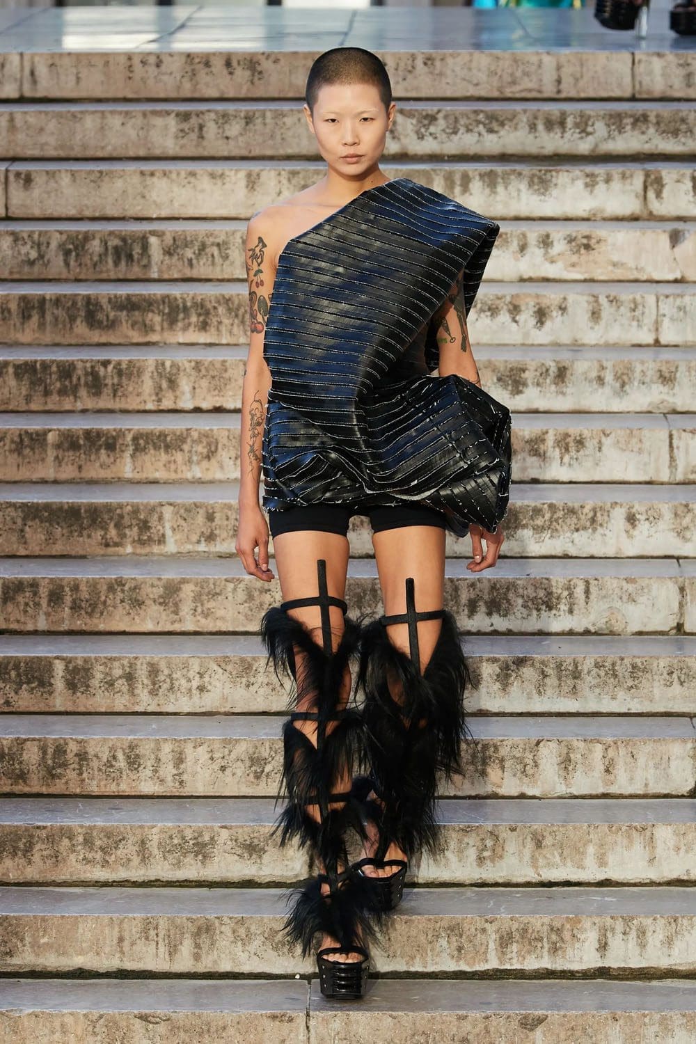 Rick Owens Frühling Sommer 2023 Runway Magazin