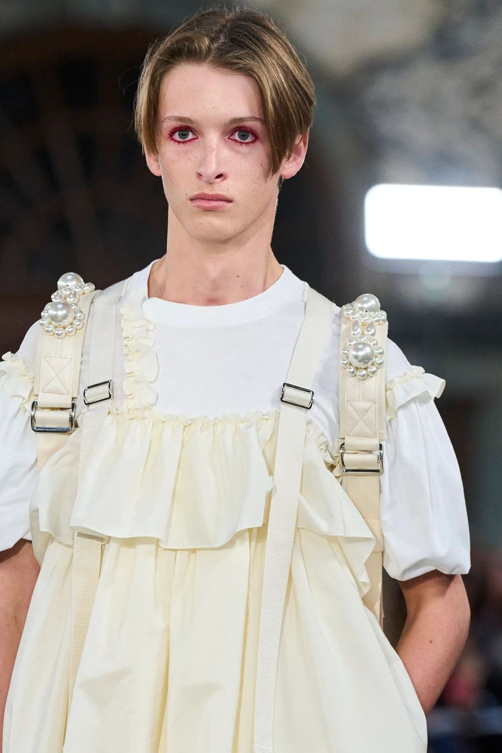 シモーネ・ロシャ 2023年春夏 ロンドン Runway Magazineに