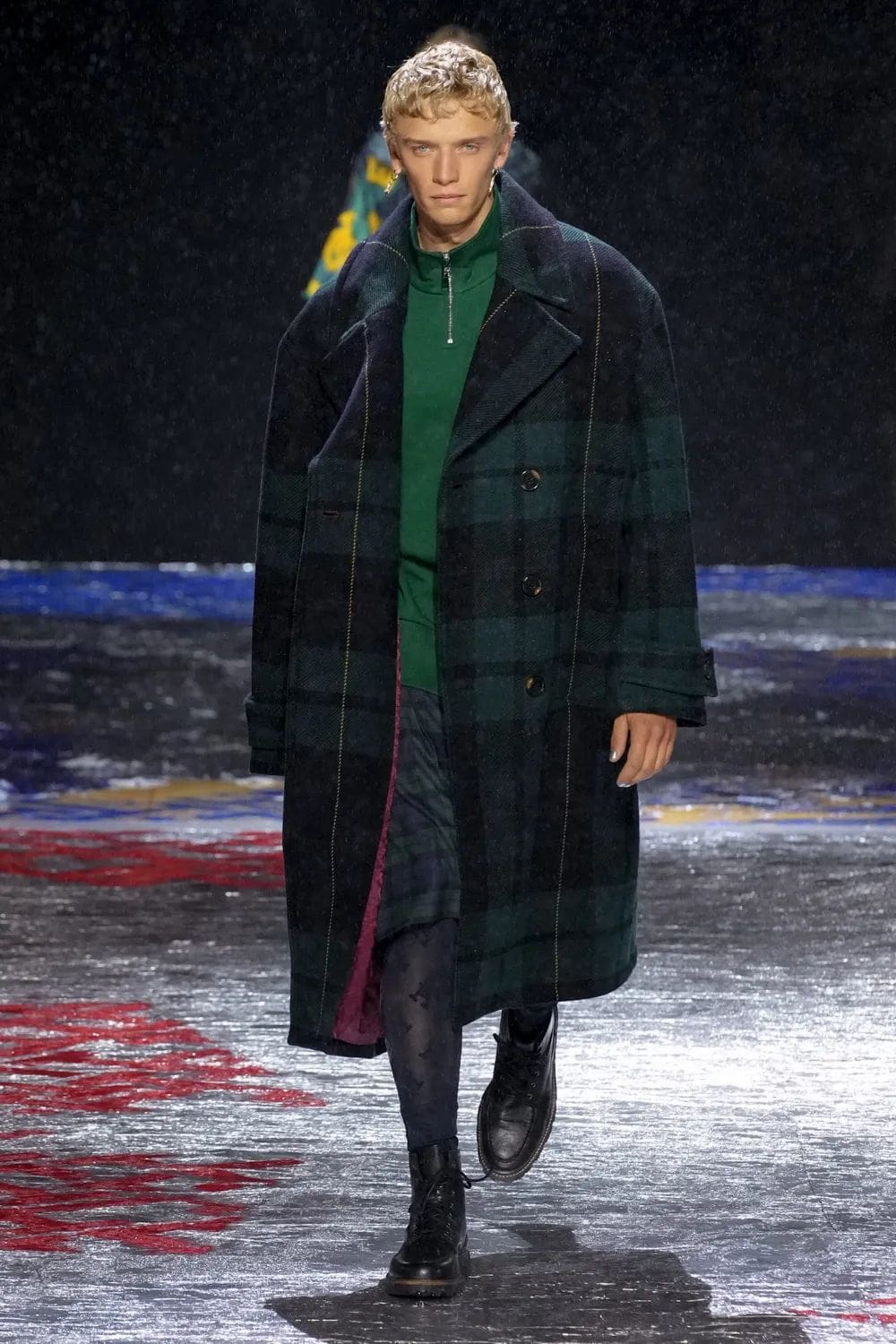 Tommy Hilfiger - Tommy Factory - Tommy Now - Herbst Winter 2022-2023 Runway Magazin