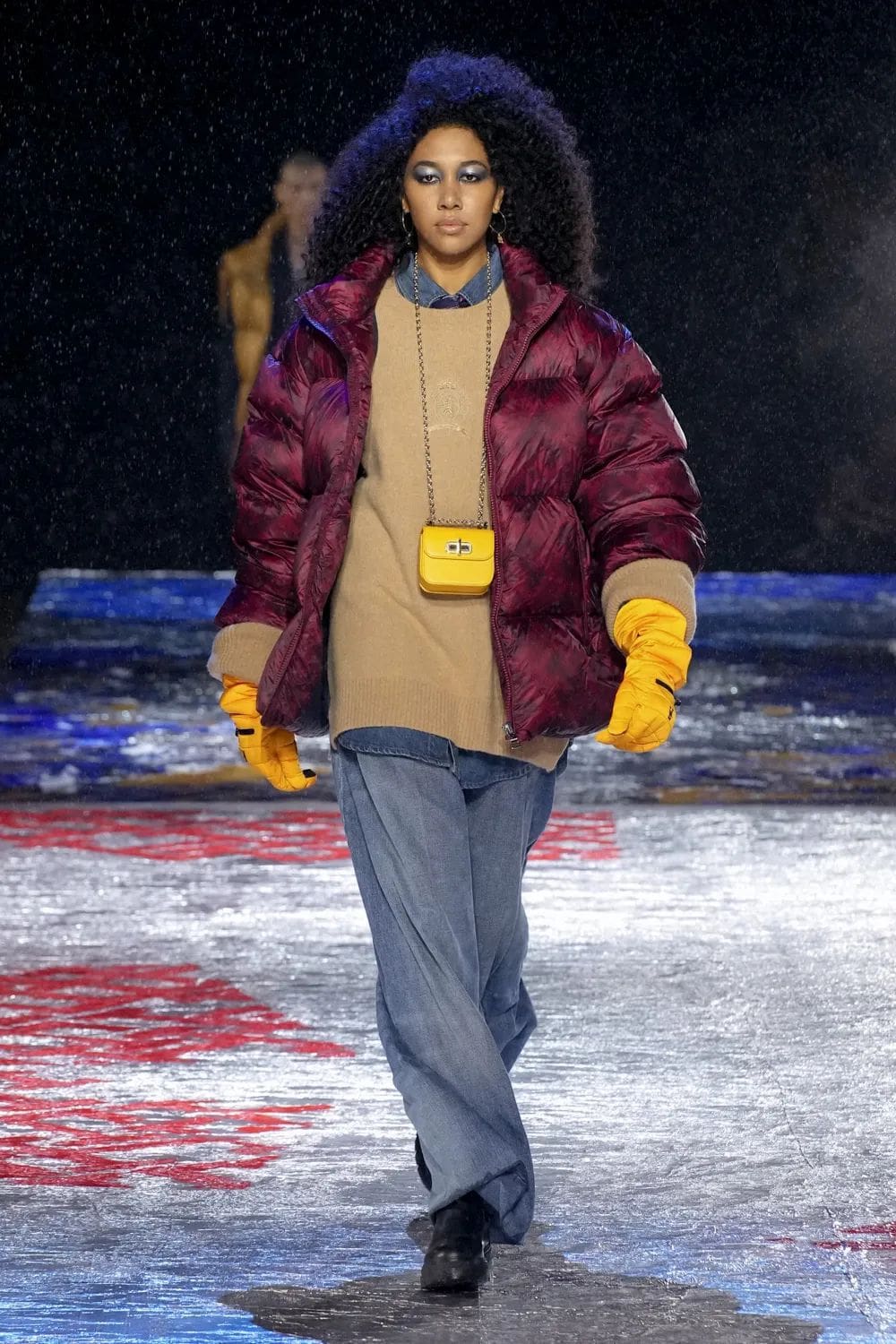 Tommy Hilfiger - Tommy Factory - Tommy Now - Herbst Winter 2022-2023 Runway Magazin