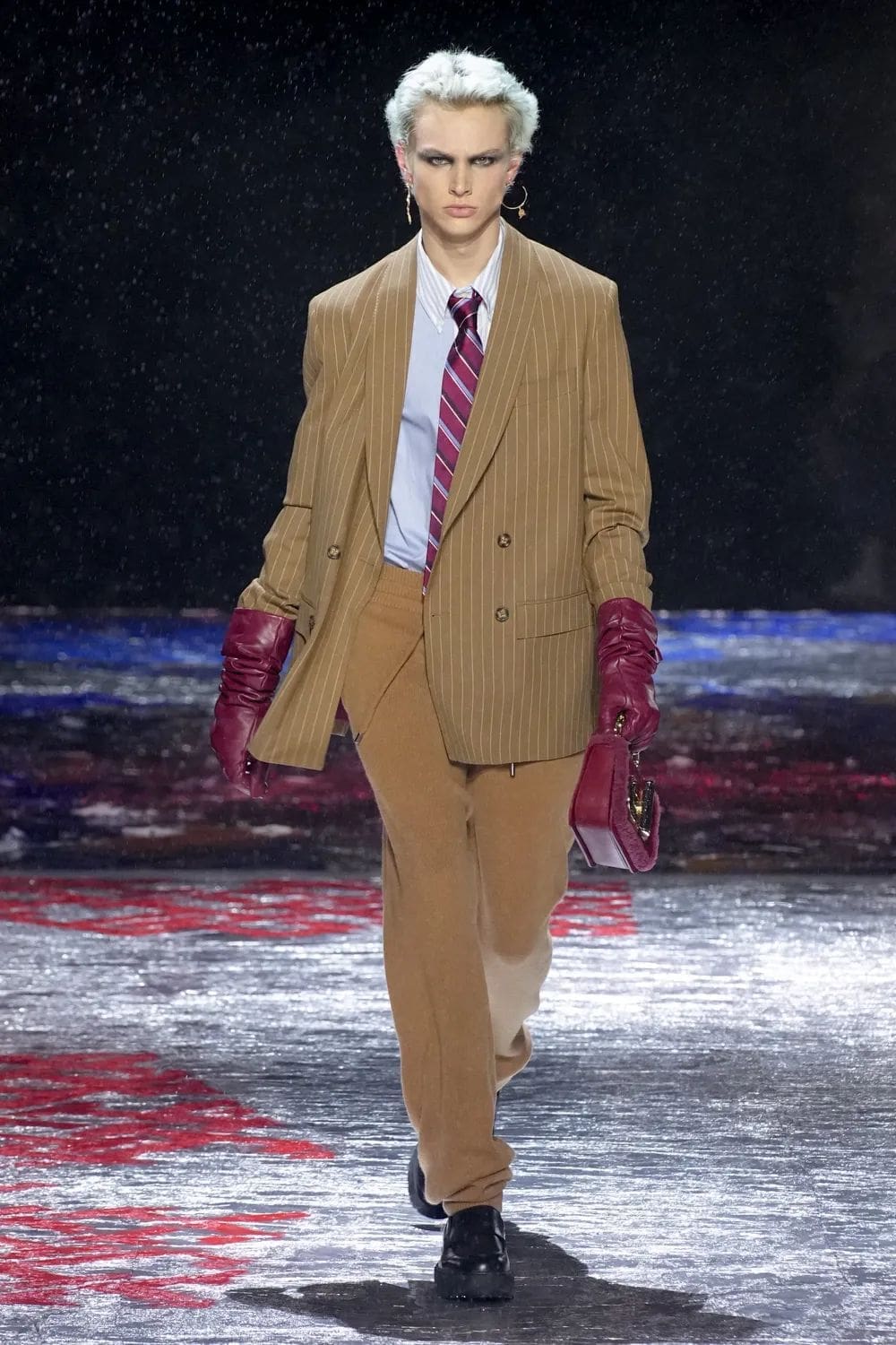 Tommy Hilfiger - Tommy Factory - Tommy Now - Fall Winter 2022-2023 Runway Magazine