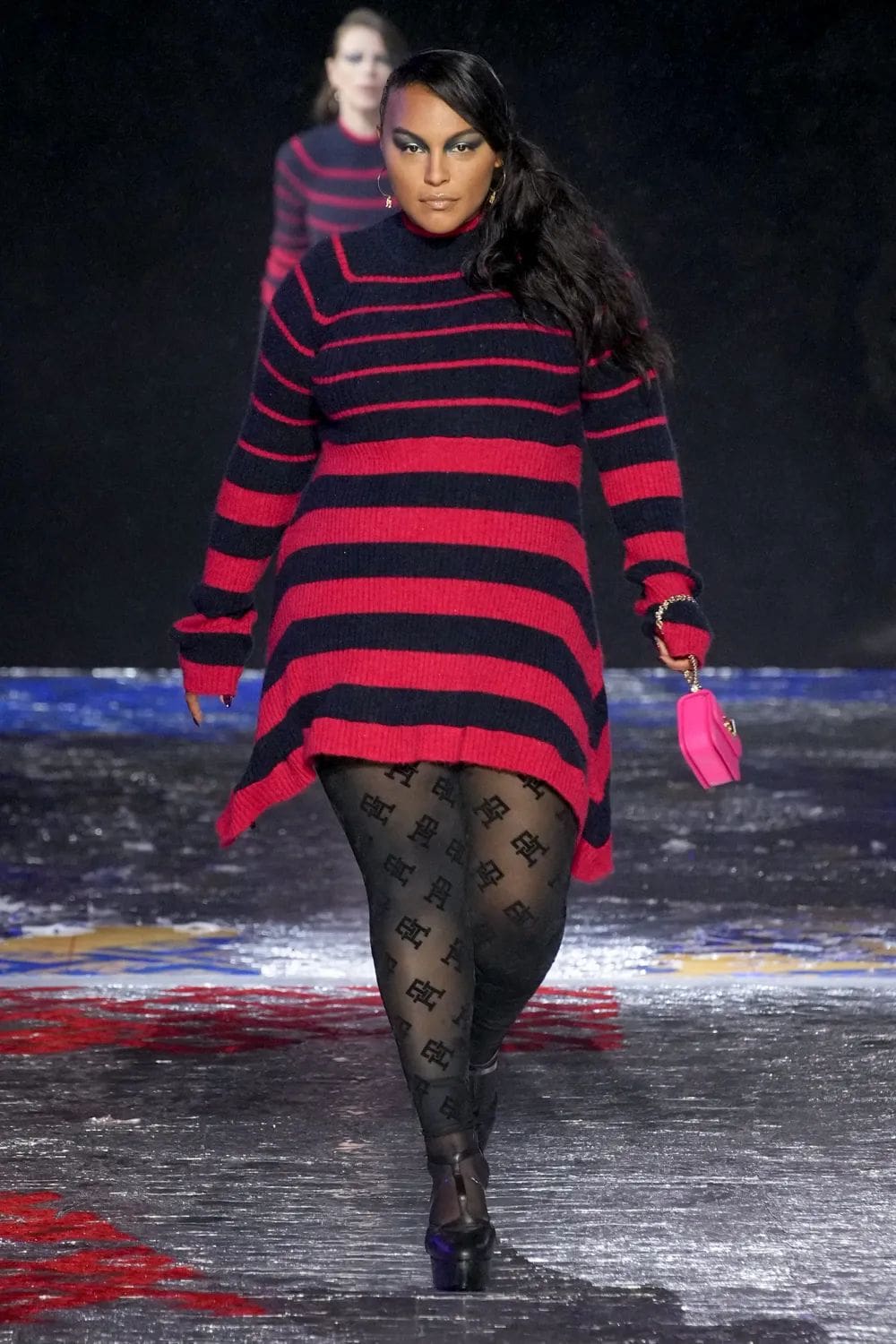 Tommy Hilfiger - Tommy Factory - Tommy Now - Herbst Winter 2022-2023 Runway Magazin