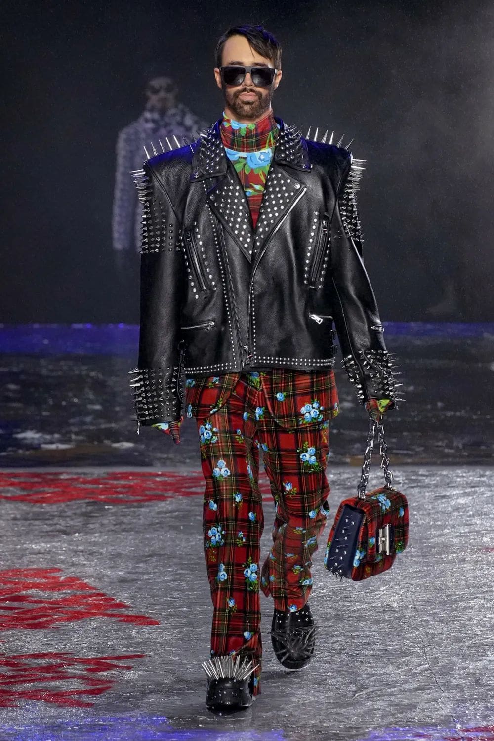 Tommy Hilfiger - Tommy Factory - Tommy Now - Herbst Winter 2022-2023 Runway Magazin