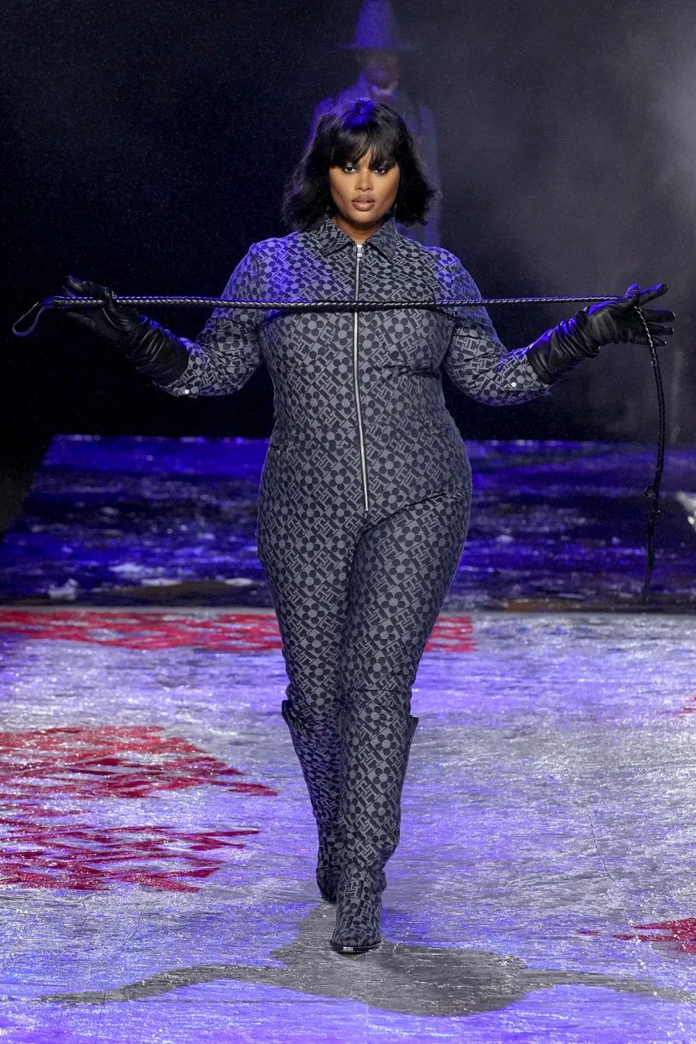 Tommy Hilfiger - Tommy Factory - Tommy Now - Herbst Winter 2022-2023 Runway Magazin