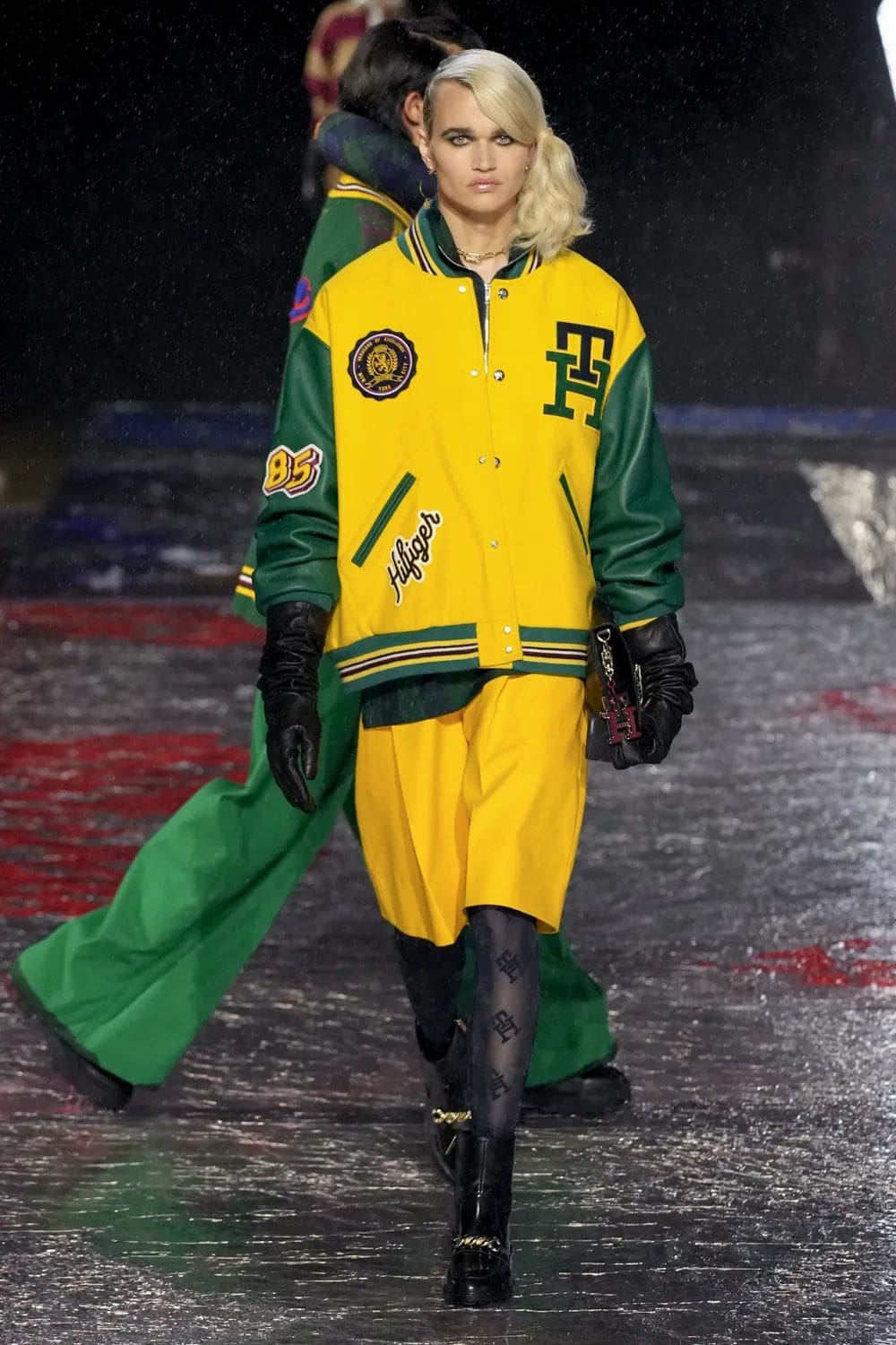 Tommy Hilfiger - Tommy Factory - Tommy Now - Herbst Winter 2022-2023 Runway Magazin