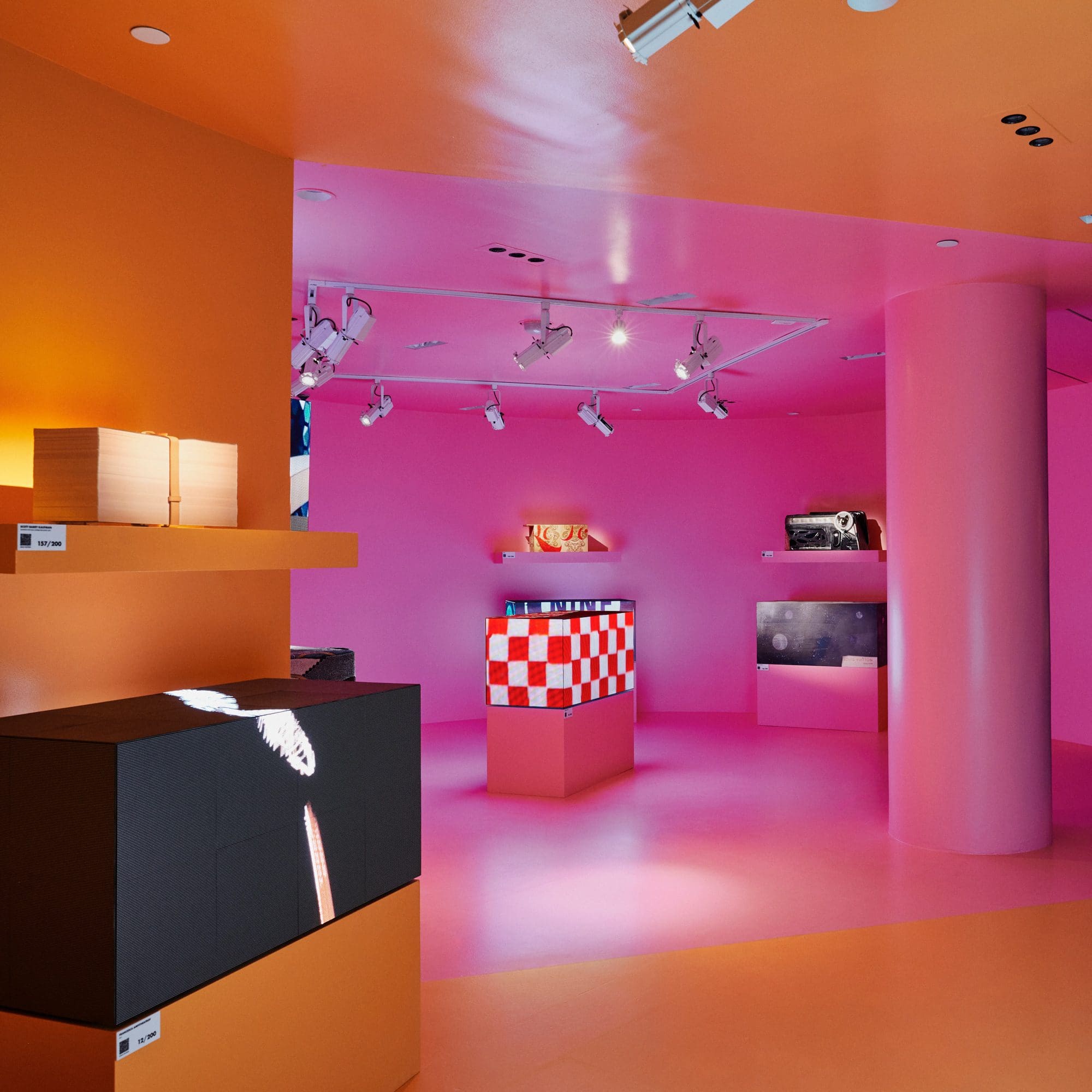 9 ルイ・ヴィトン ニューヨーク展 Barneys DreamSpace