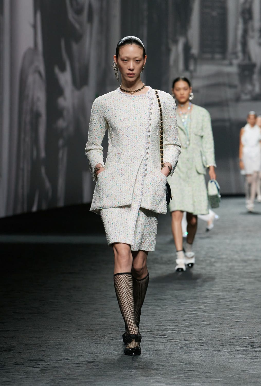 香奈儿 2023 春夏成衣 Runway 19杂志