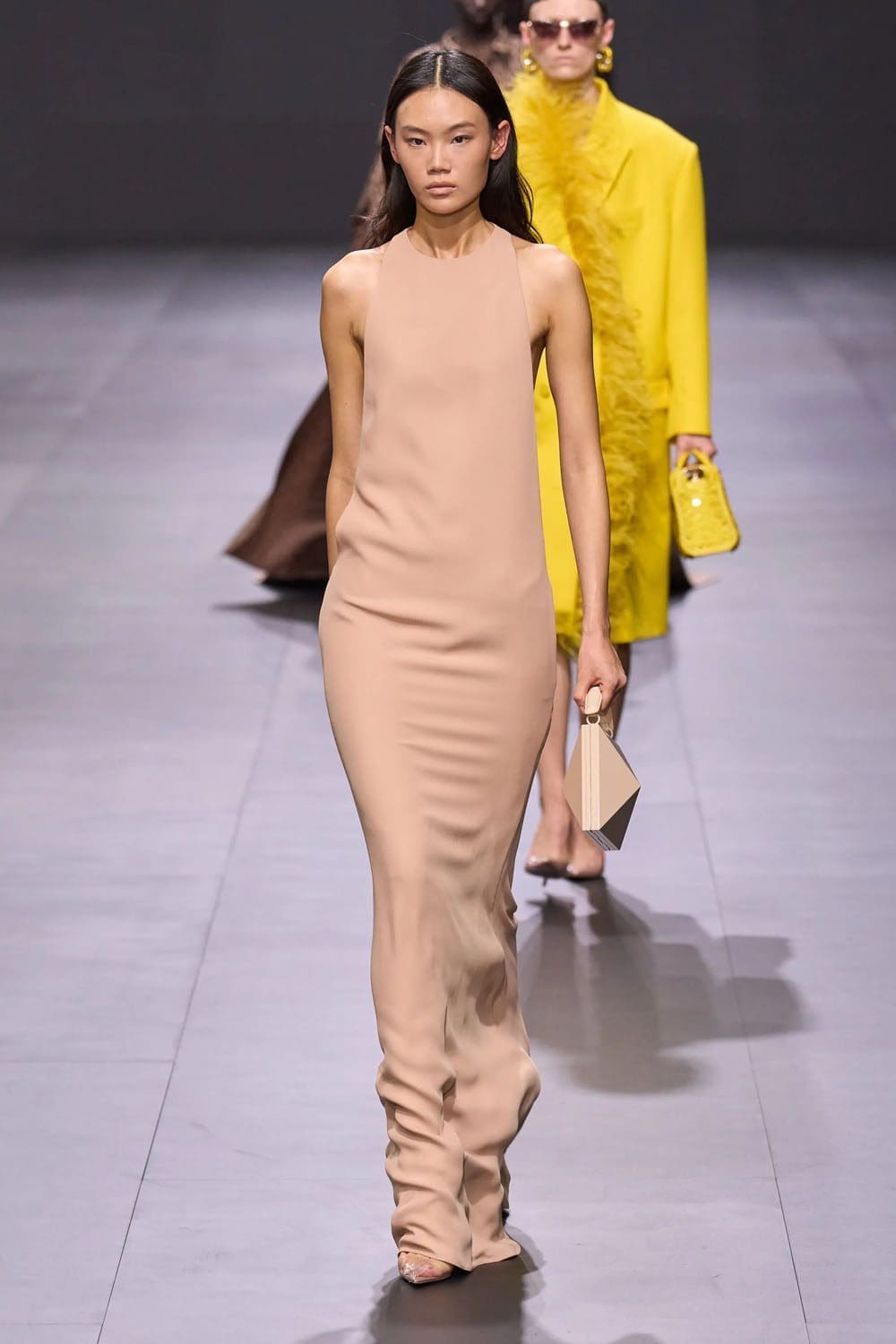 Valentino Frühling Sommer 2023 Ready to Wear Runway 15 Magazin