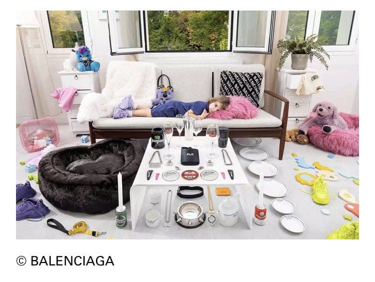 8 Balenciaga bambino offensiva BDSM pubblicità natalizia