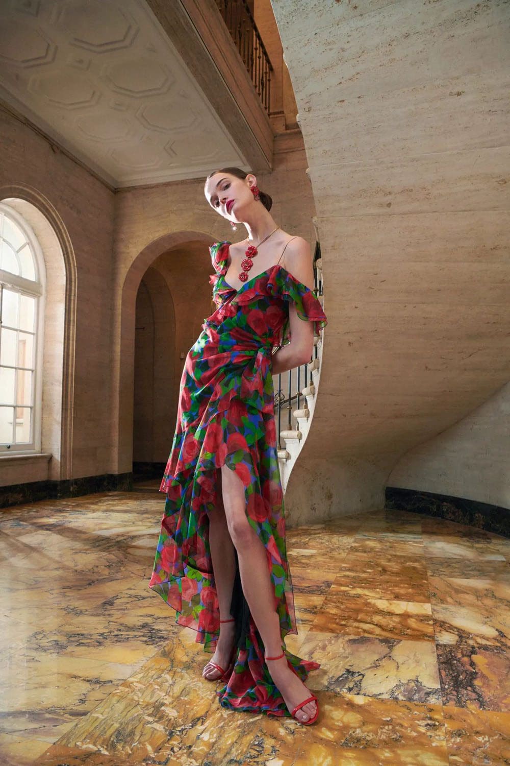 Carolina Herrera Pre Fall 2023 Runway Magazine 17