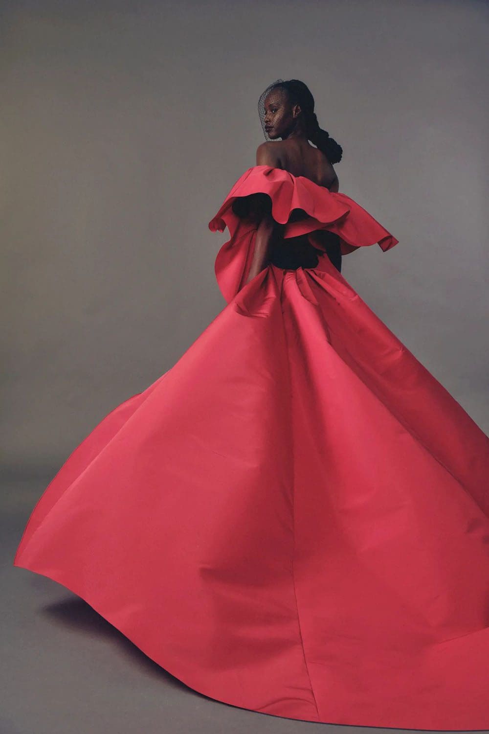 Carolina Herrera Pre Fall 2023 Runway Magazine 33