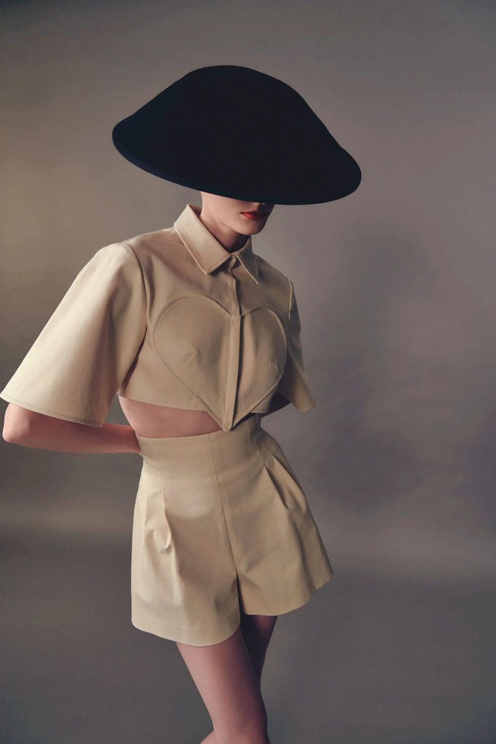 Carolina Herrera Pre Fall 2023 Runway Magazine 6