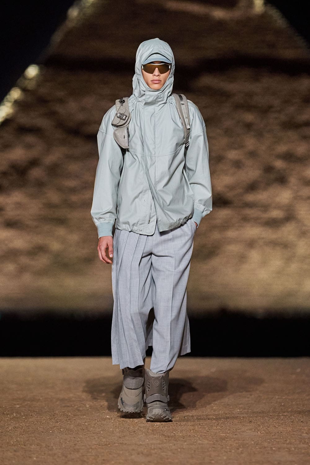 Dior Men Egypt Giza Pyramids Pre Fall 2023 Runway Magazine 25