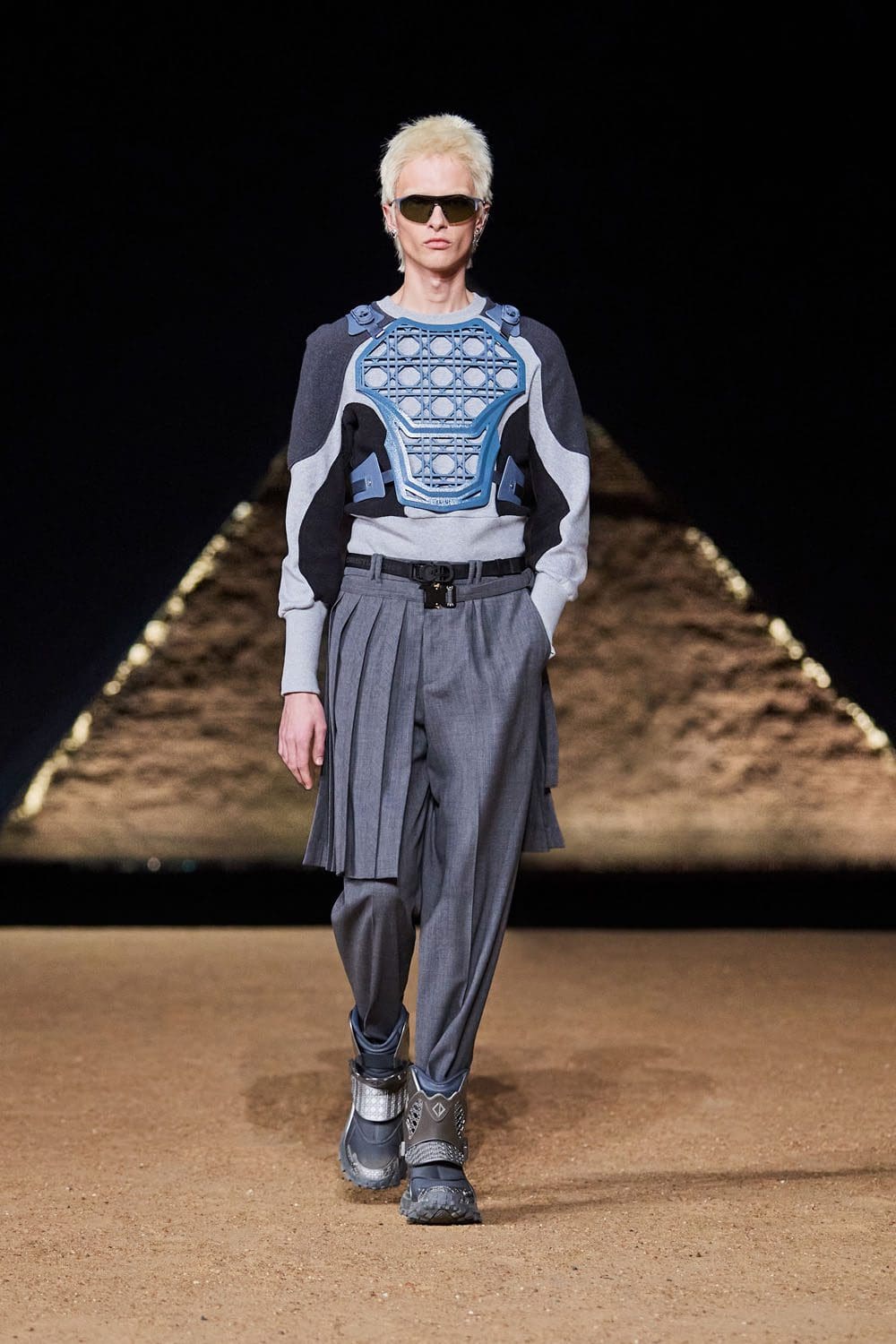 Dior Men Egypt Giza Pyramids Pre Fall 2023 Runway Magazine 60