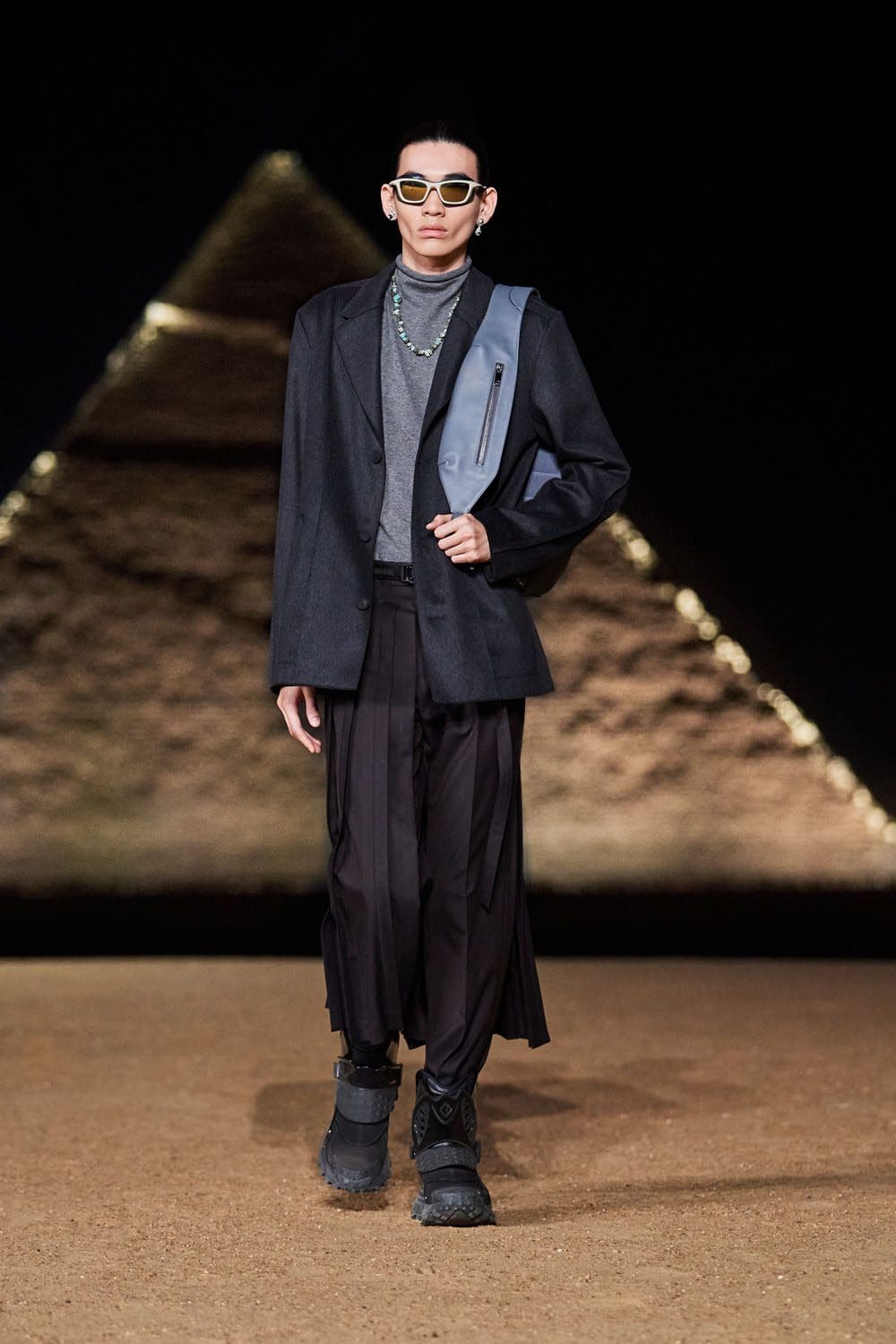 Dior Men Egypt Giza Pyramids Pre Fall 2023 Runway Magazine 61