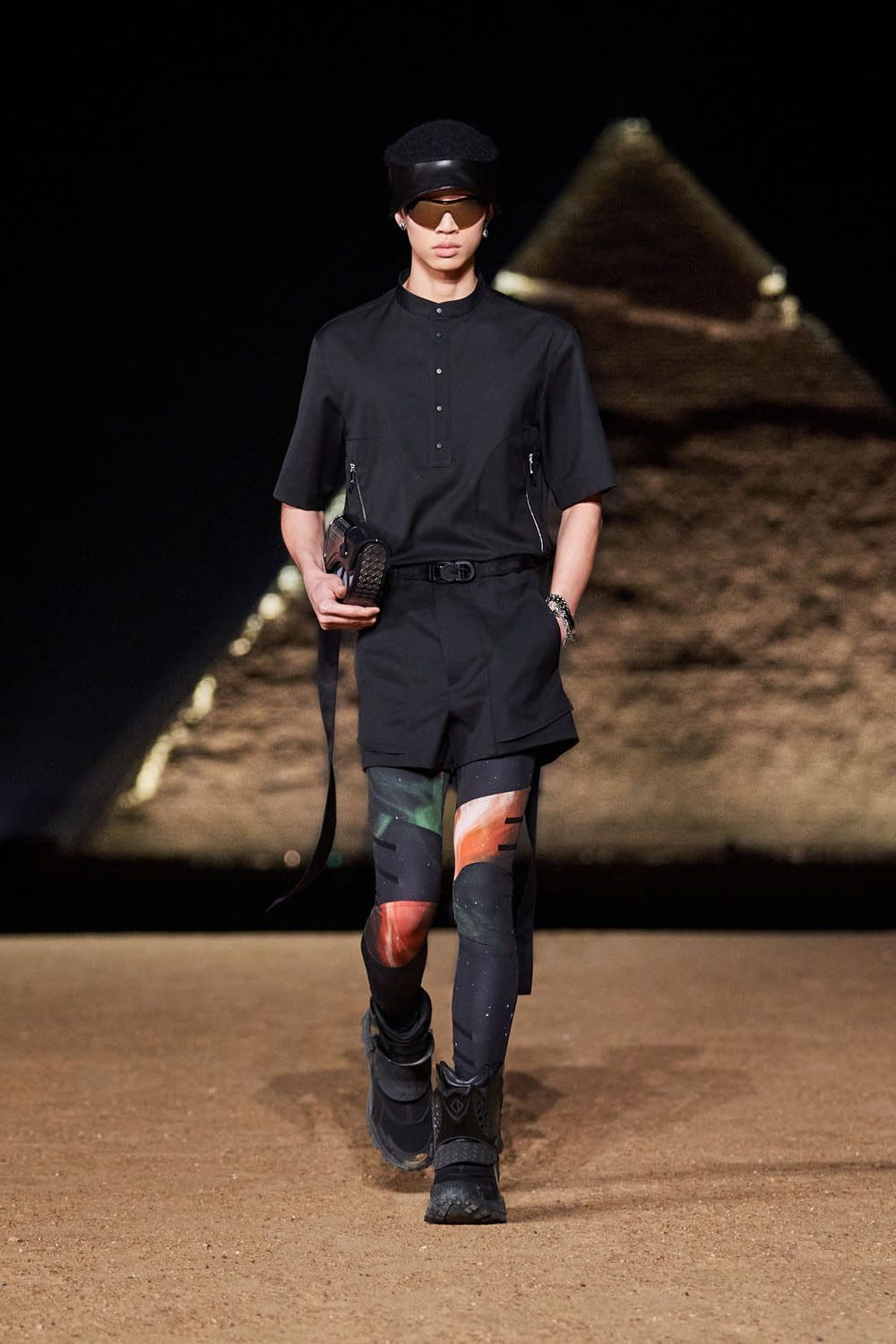 Dior Men Egypt Giza Pyramids Pre Fall 2023 Runway Magazine 68