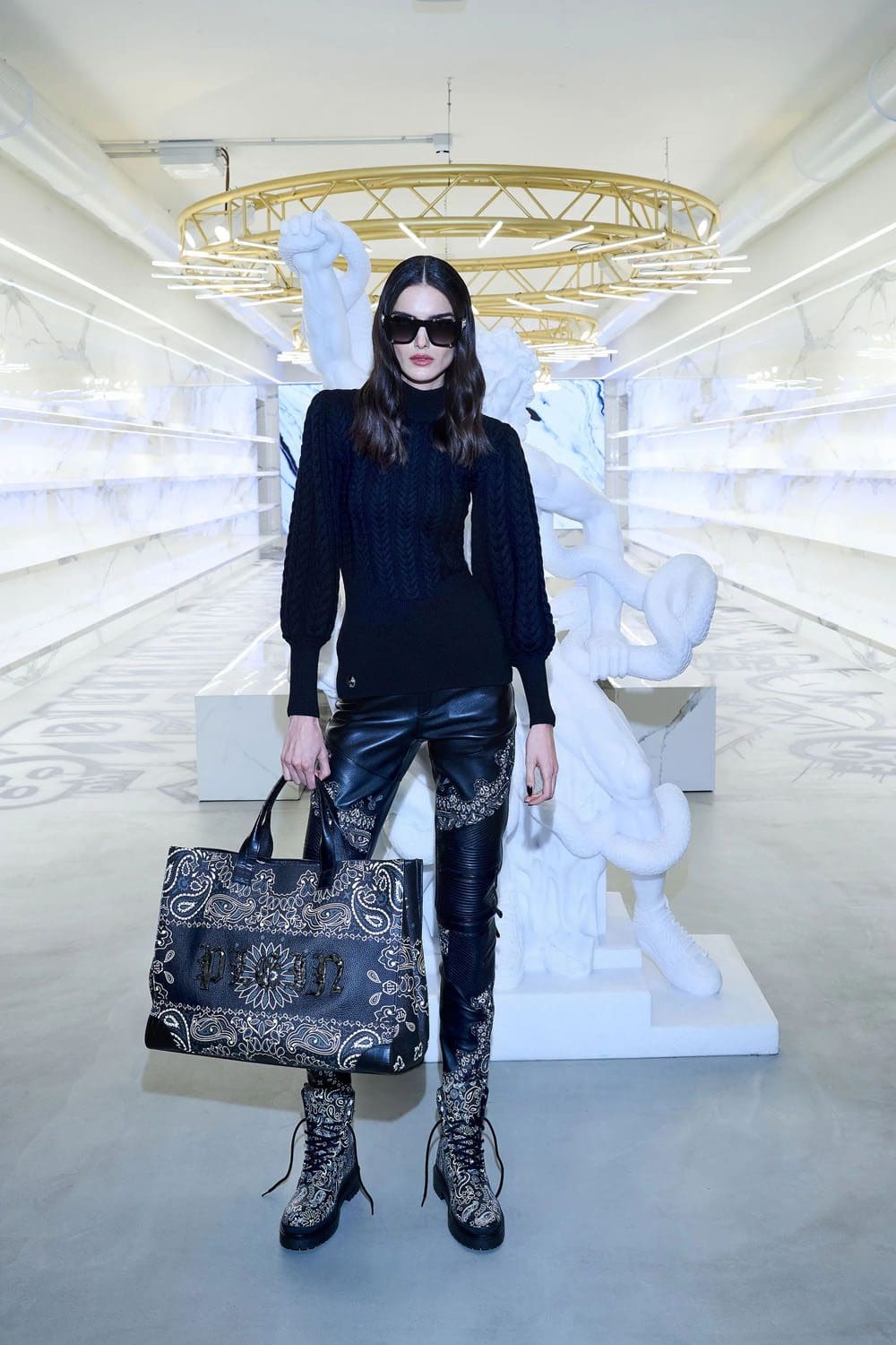 Philipp Plein Pré Outono 2023 Runway Revista 11