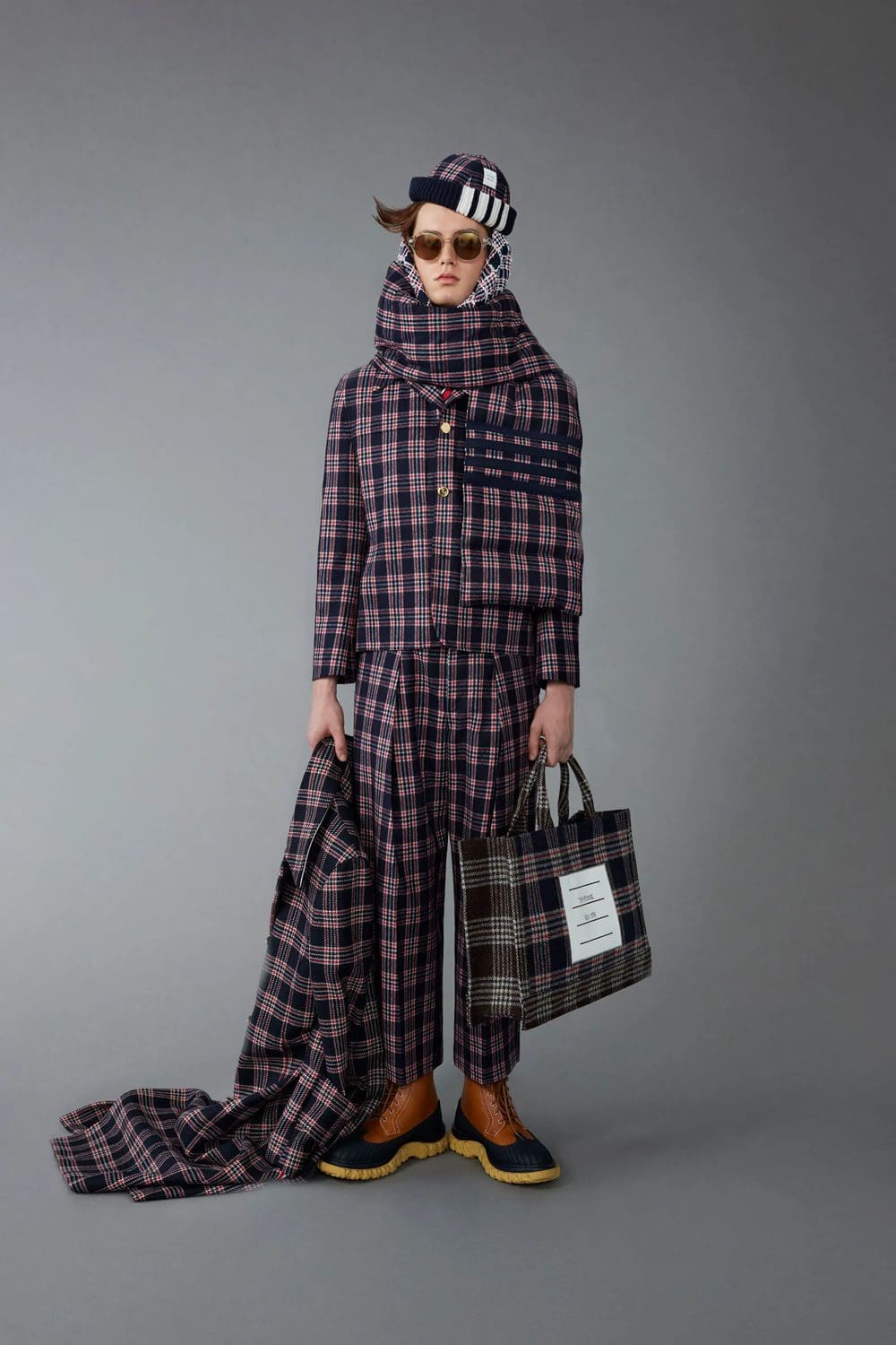 Thom Browne プレフォール 2023 Runway 雑誌66