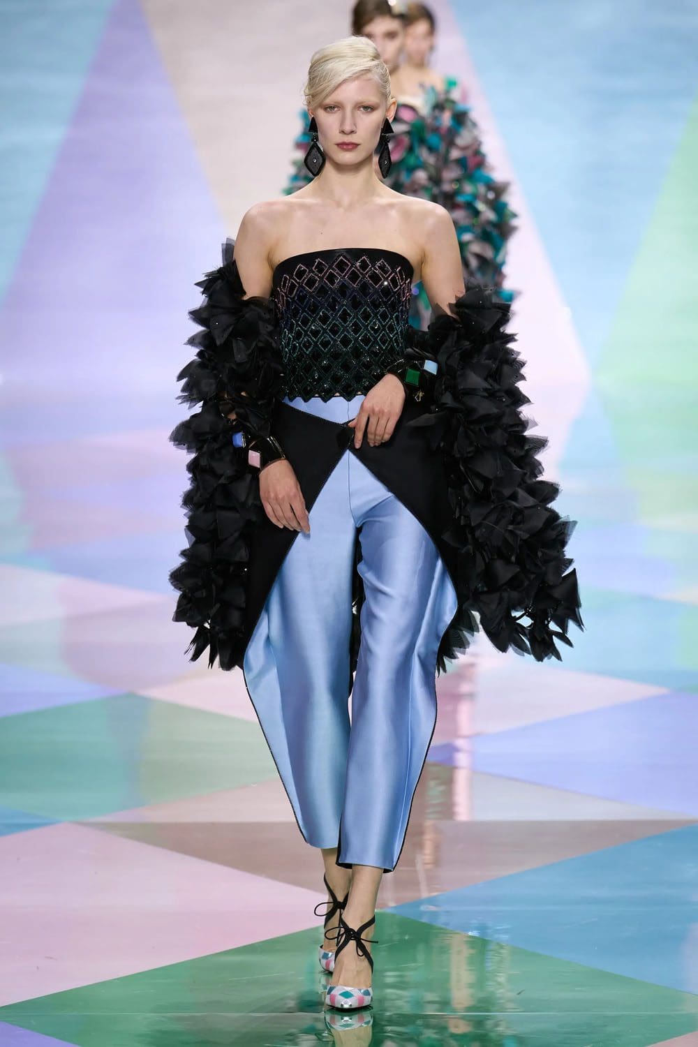 Armani Privè Haute Couture Primavera Estate 2023 Runway 17 Magazine