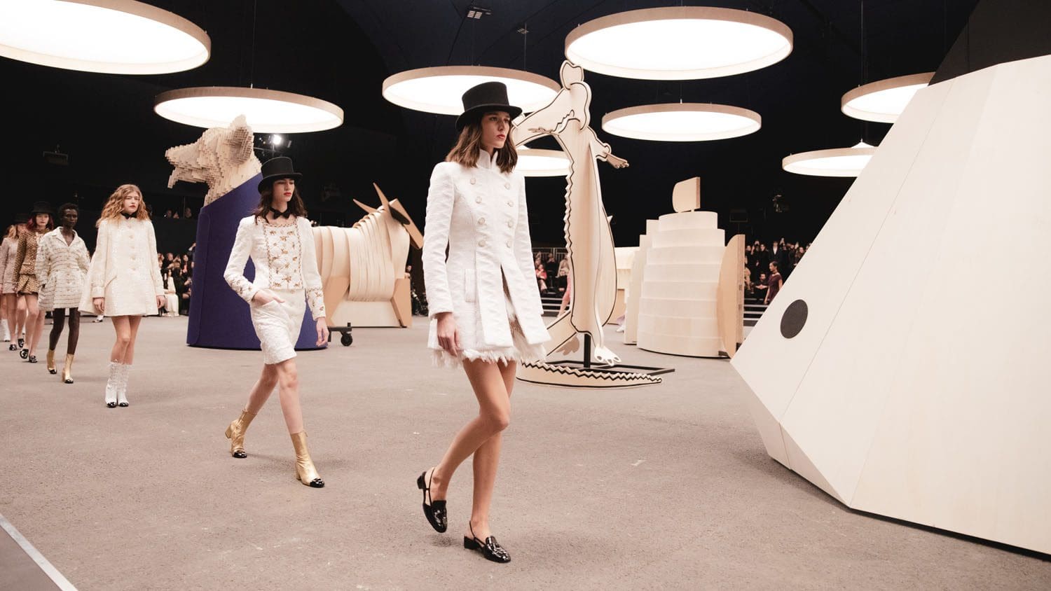 Chanel Haute Couture Primavera Estate 2023 finale Runway 4 Magazine