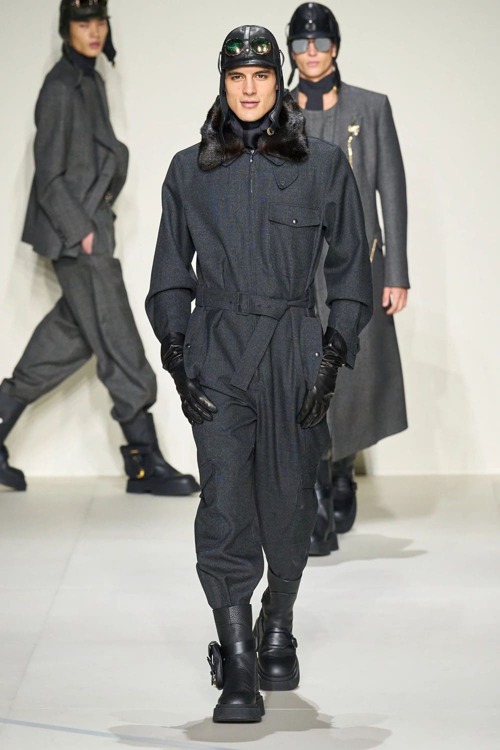 Emporio Armani 2023 秋冬 2024 男装 Runway 2杂志