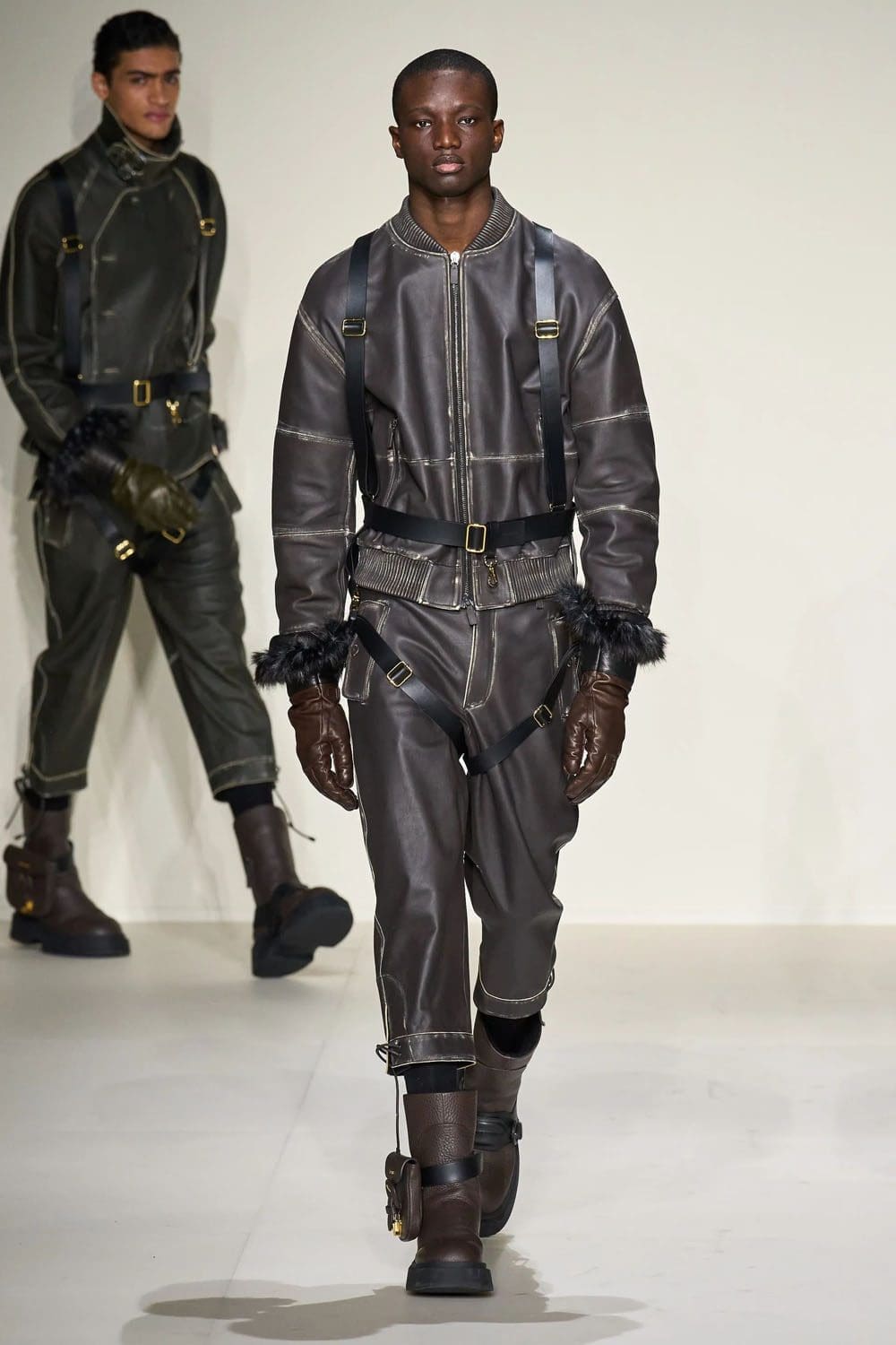 Emporio Armani 2023 秋冬 2024 男装 Runway 24杂志