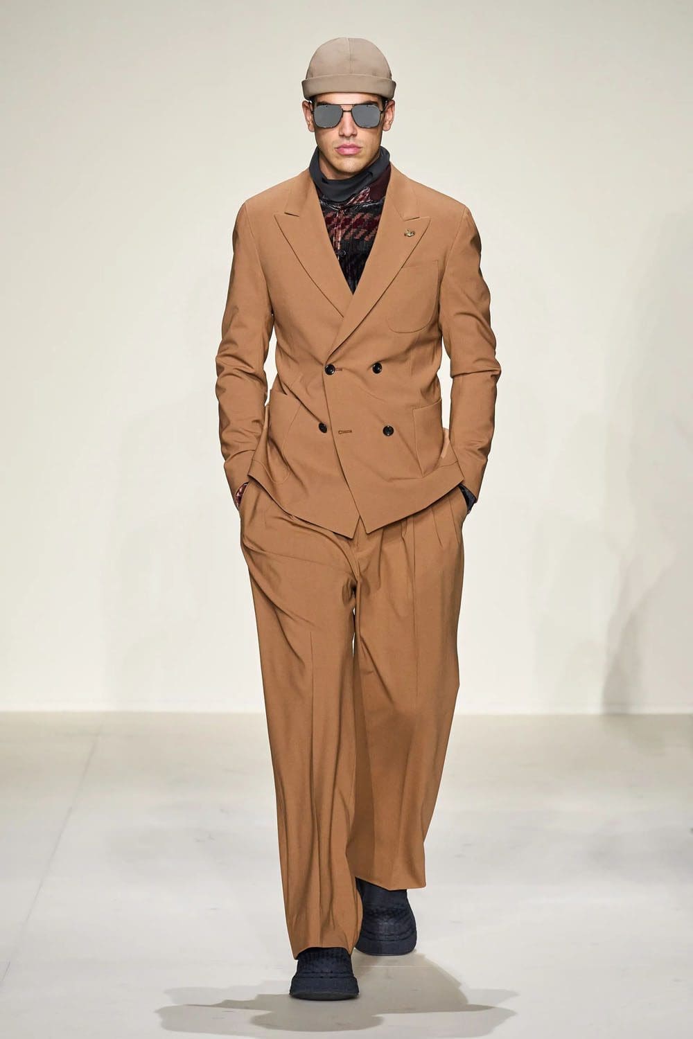 Emporio Armani 2023 秋冬 2024 男装 Runway 38杂志