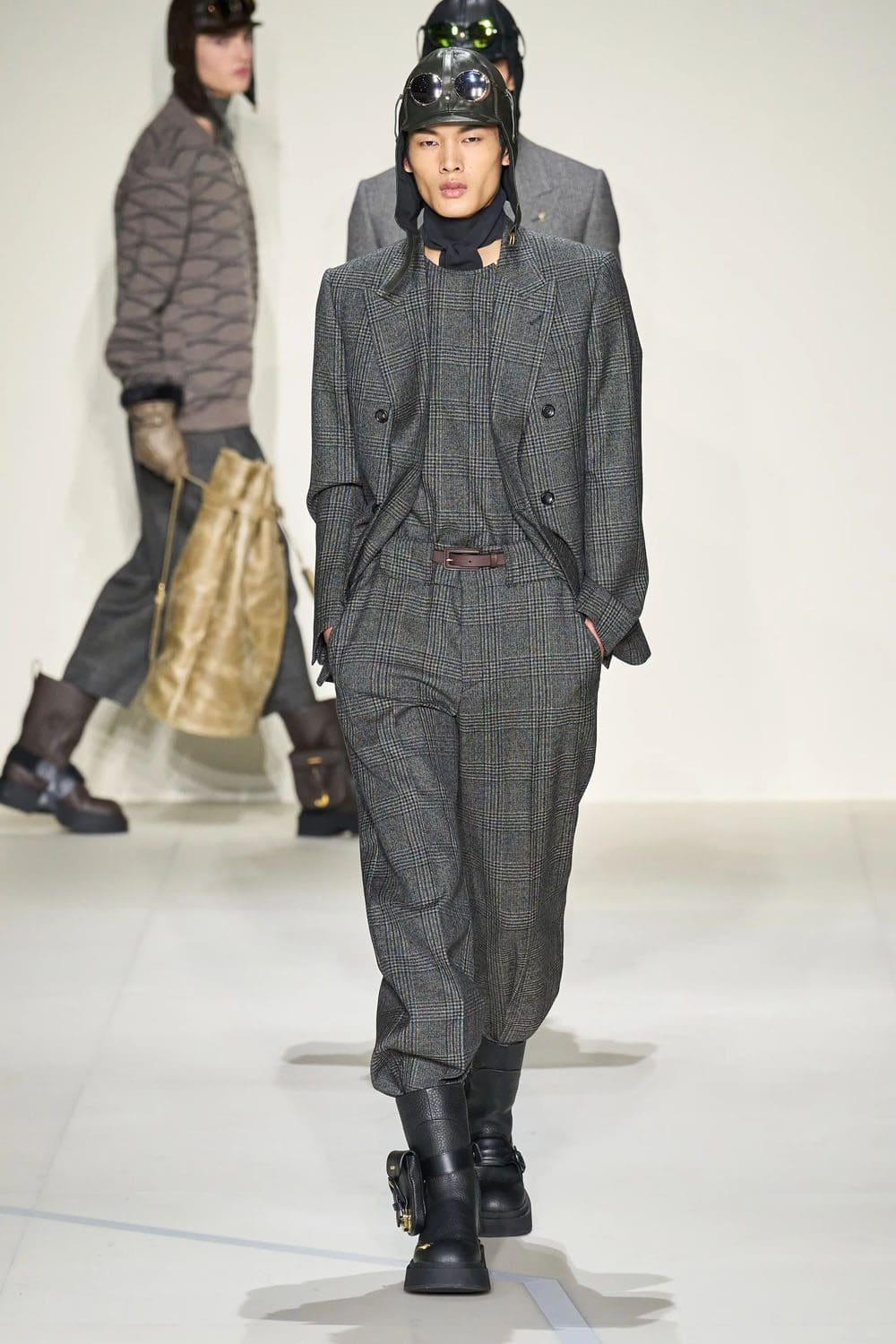 Emporio Armani 2023 秋冬 2024 男装 Runway 4杂志