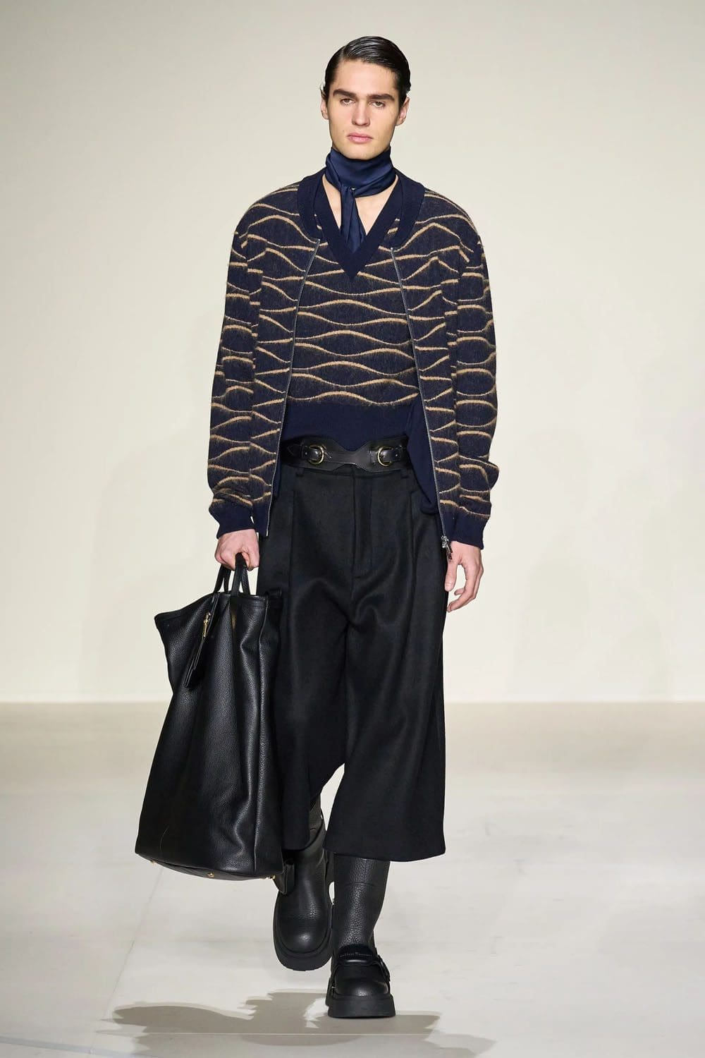 Emporio Armani 2023 秋冬 2024 男装 Runway 41杂志