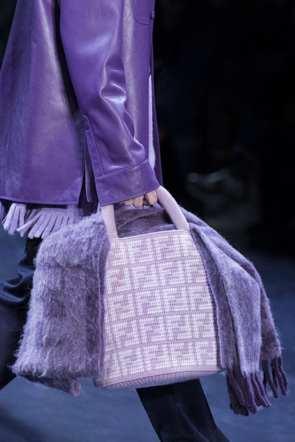Fendi Close Up Fall 2023 2024 Мужская одежда Runway Журнал 53
