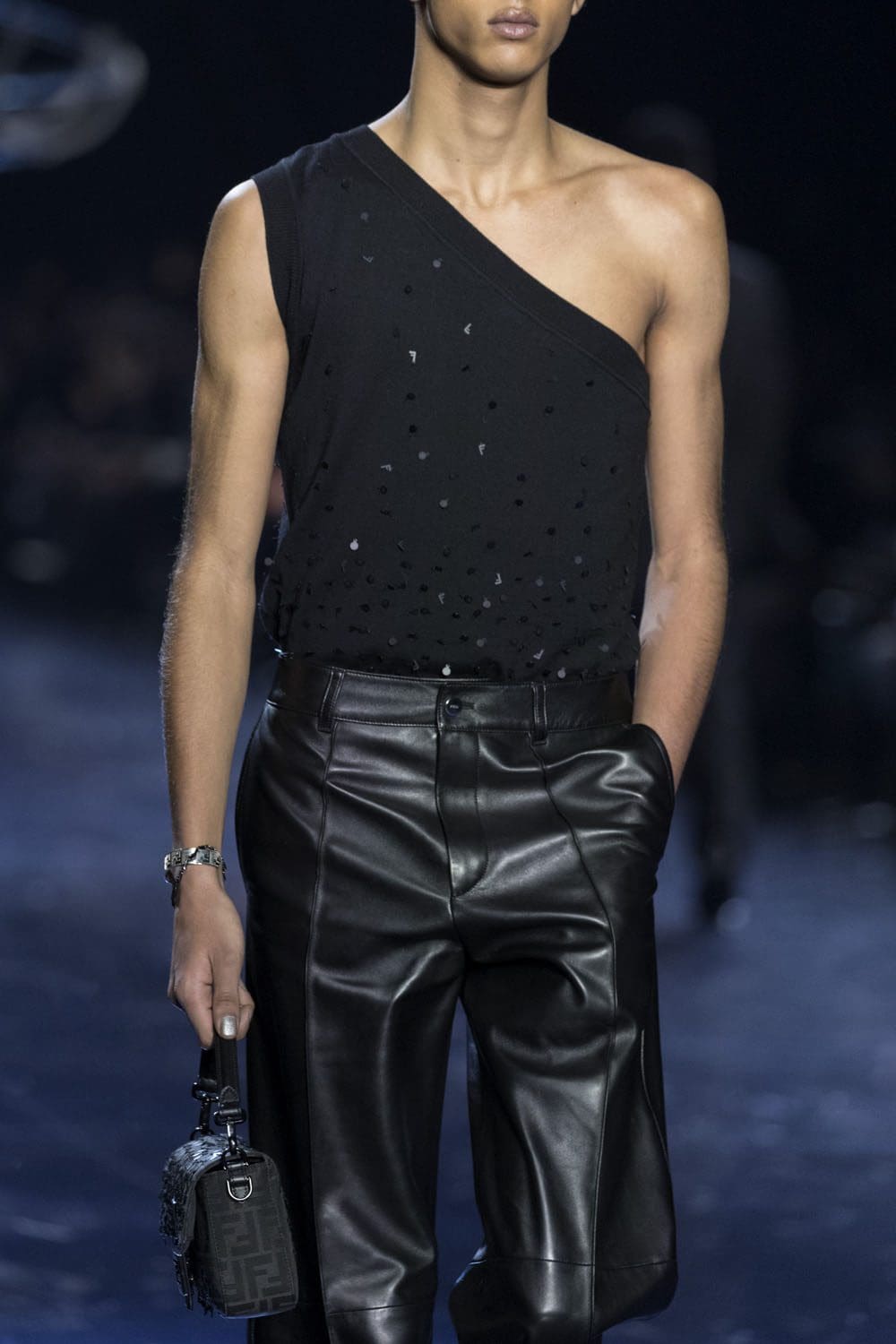 Fendi Close Up Fall 2023 2024 Мужская одежда Runway Журнал 65