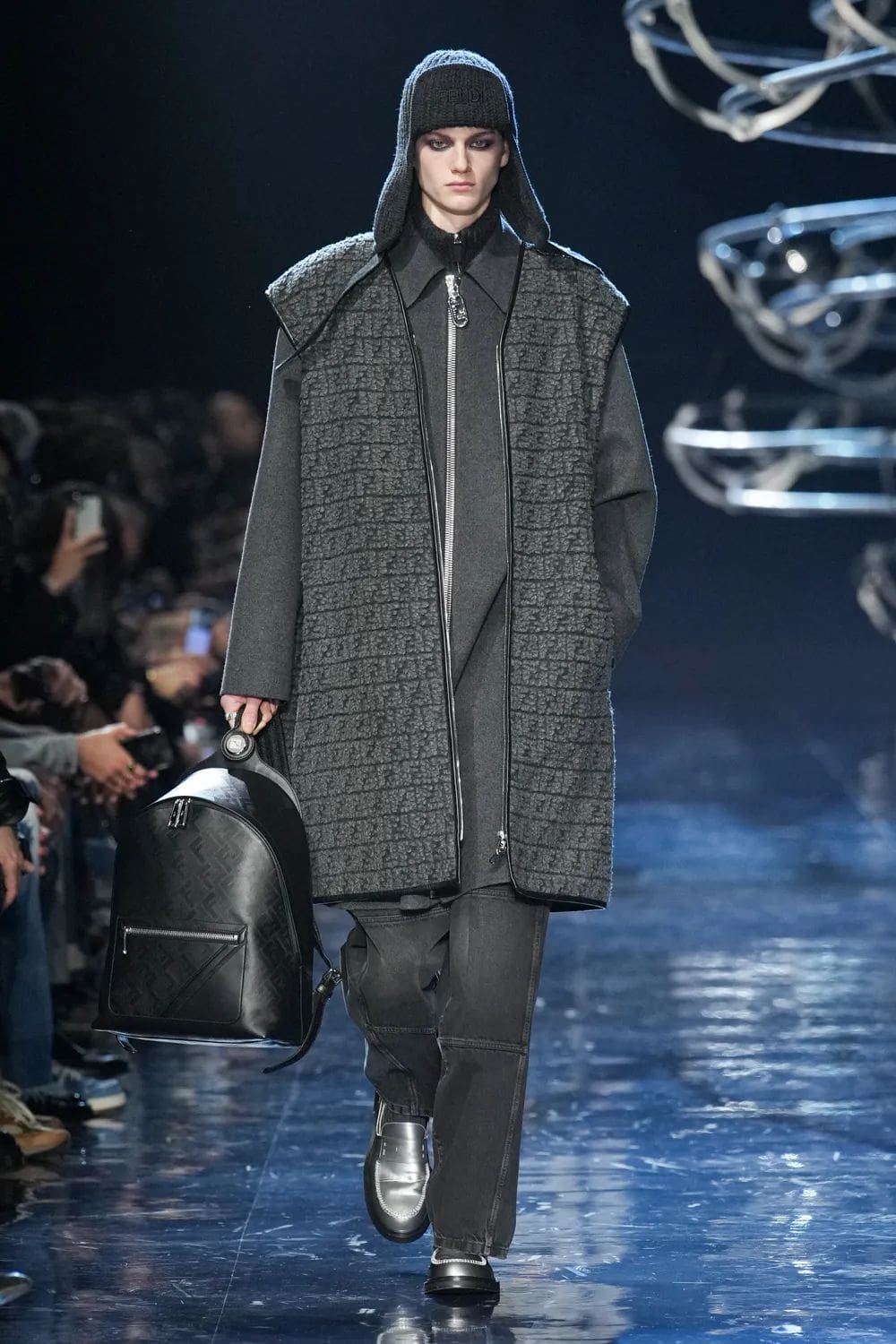 Fendi Automne Hiver 2023 2024 Mode Homme Runway Magazine 37