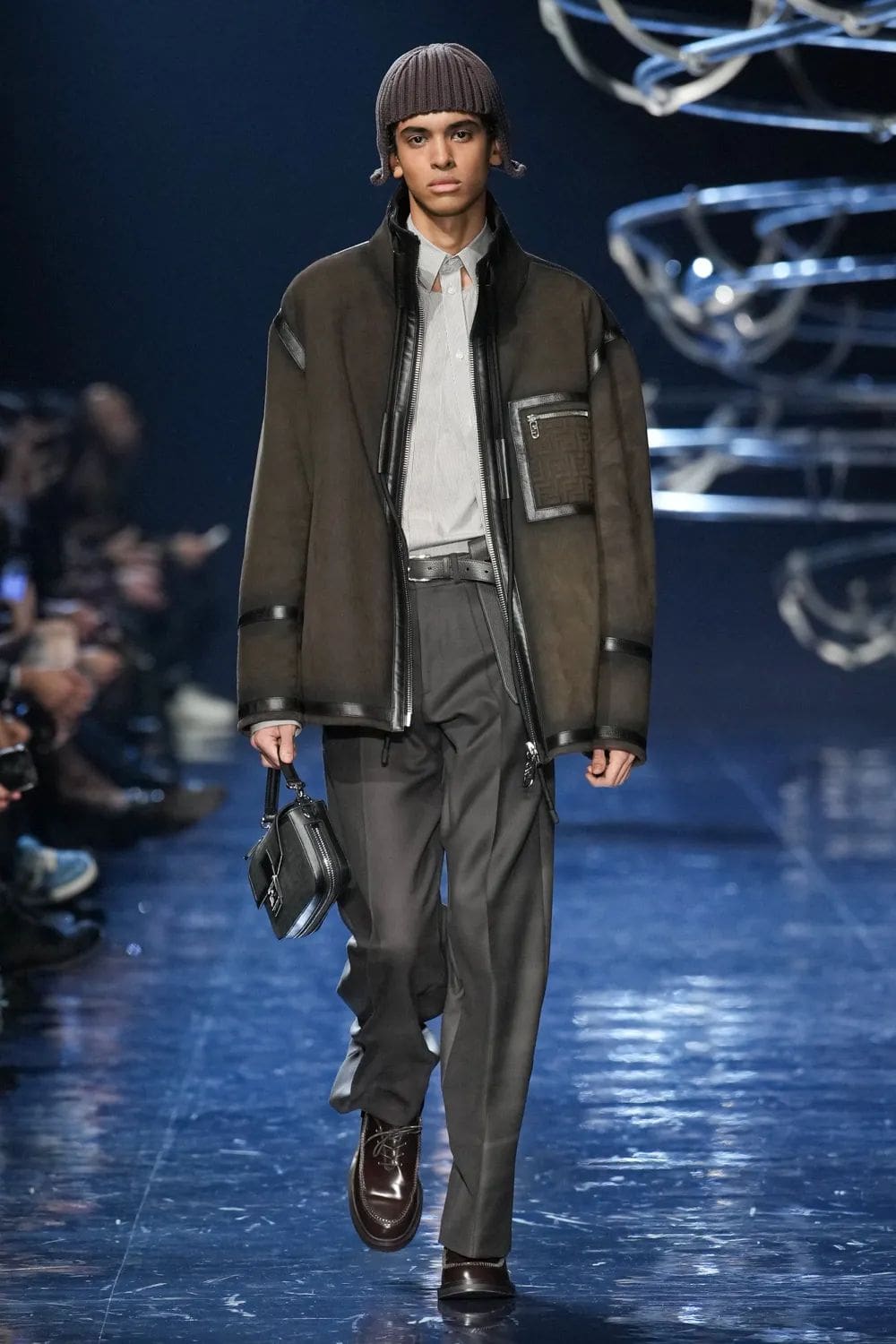 Fendi Automne Hiver 2023 2024 Mode Homme Runway Magazine 41