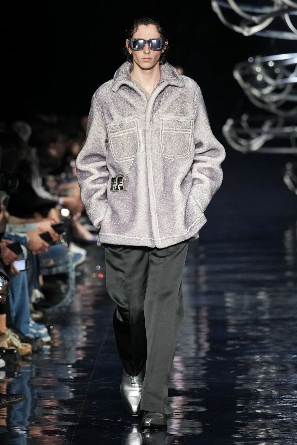 Fendi Automne Hiver 2023 2024 Mode Homme Runway Magazine 45