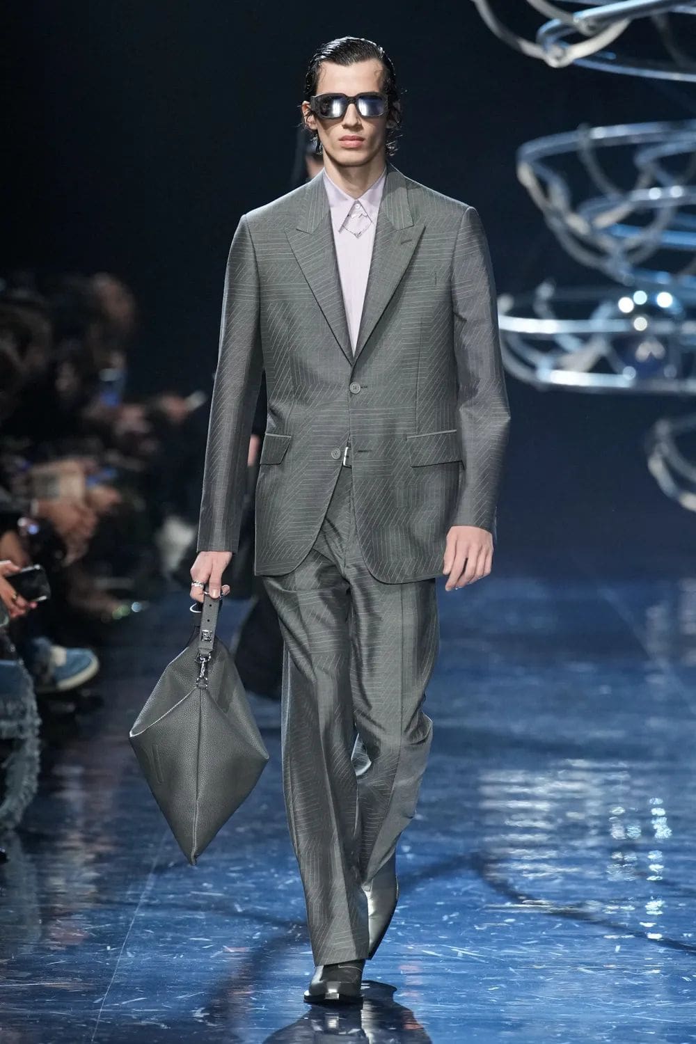 Fendi Automne Hiver 2023 2024 Mode Homme Runway Magazine 46