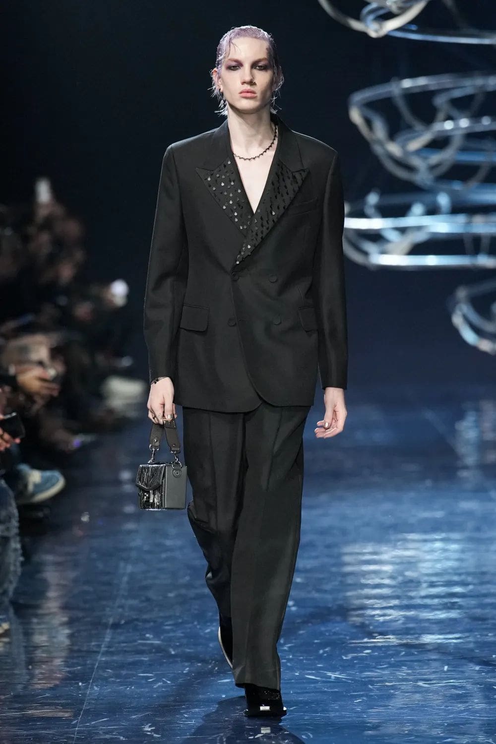Fendi Automne Hiver 2023 2024 Mode Homme Runway Magazine 56