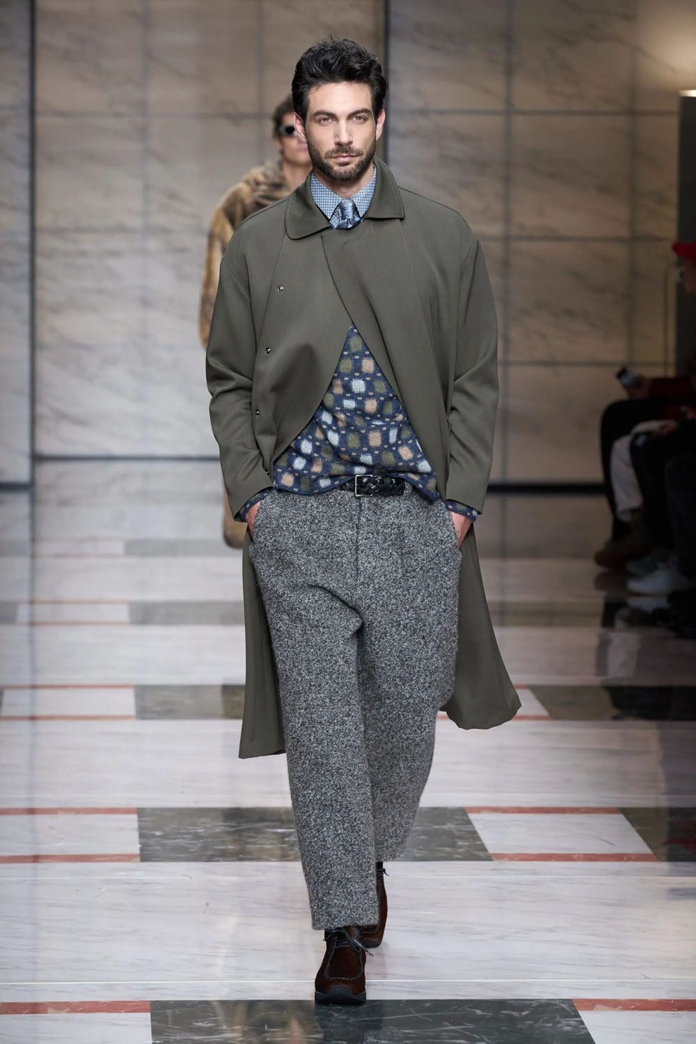 Giorgio Armani Otoño Invierno 2023 2024 Moda masculina Runway Magazine 11
