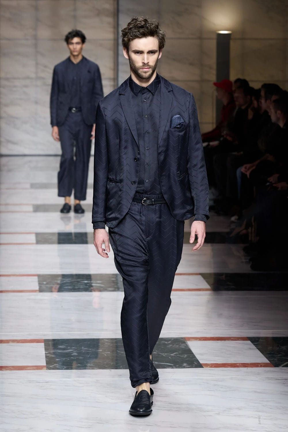 Giorgio Armani Automne Hiver 2023 2024 Mode Homme Runway Magazine 62