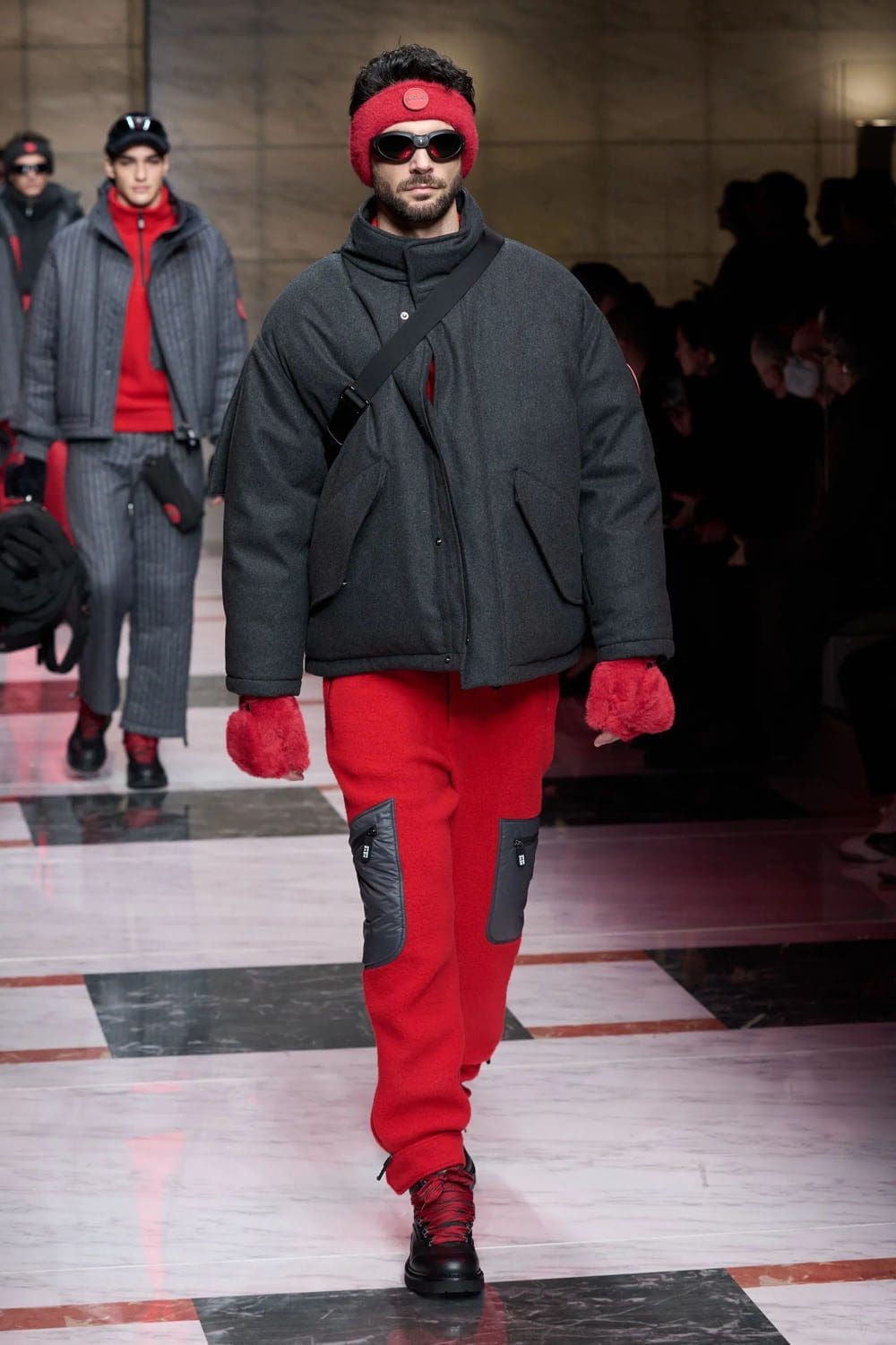 Giorgio Armani Automne Hiver 2023 2024 Mode Homme Runway Magazine 69