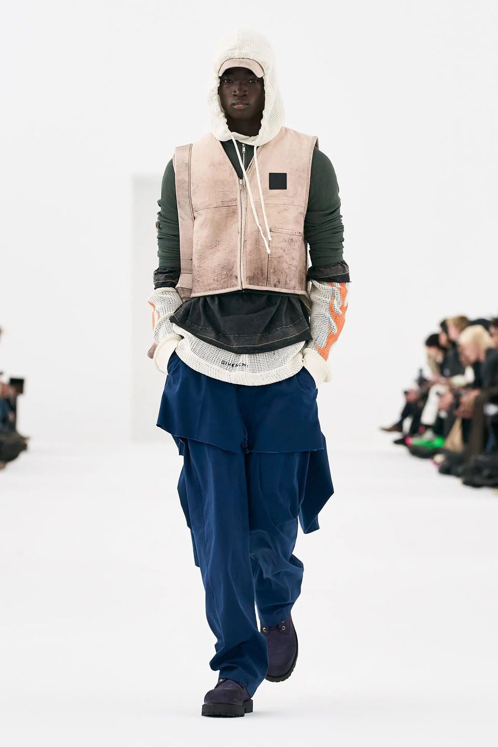 Givenchy Herbst Winter 2023 2024 Herrenbekleidung Runway 18 Magazin