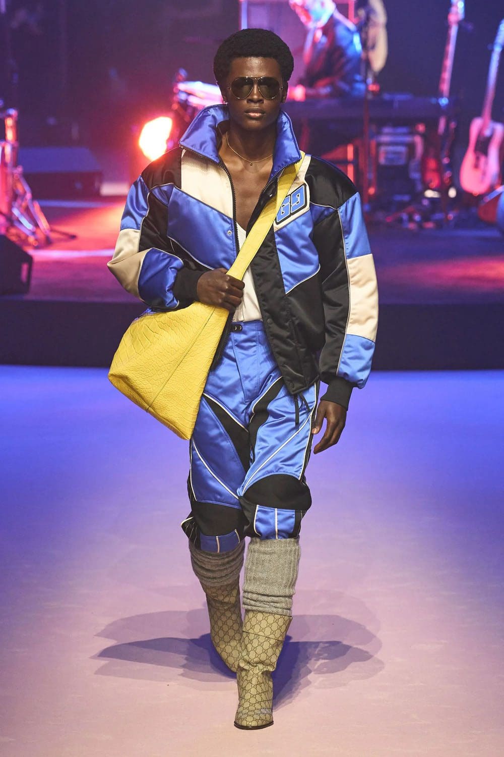 Gucci Осень Зима 2023 2024 Runway Журнал 39