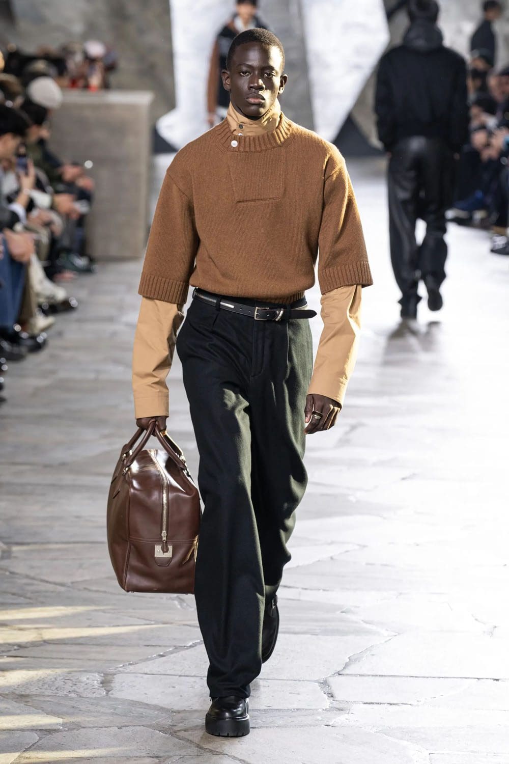 Hermès Automne Hiver 2023 2024 Vêtements pour hommes Runway Magazine 7