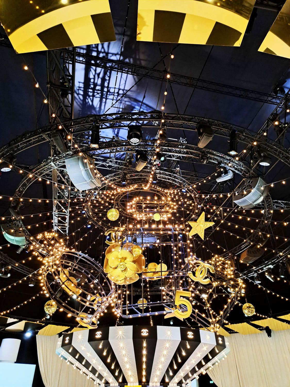 Le Grand NumEro de Chanel immersive Ausstellung von RUNWAY MAGAZIN 1