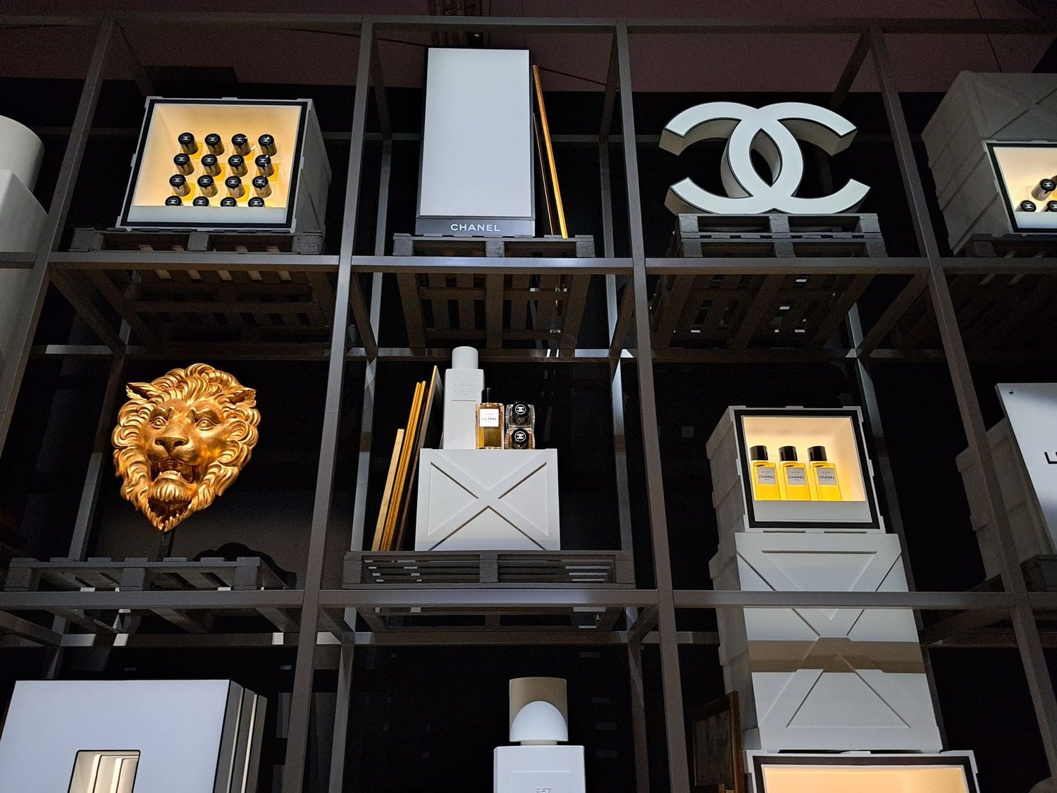 Le Grand NumEro de Chanel immersive Ausstellung von RUNWAY MAGAZIN 27