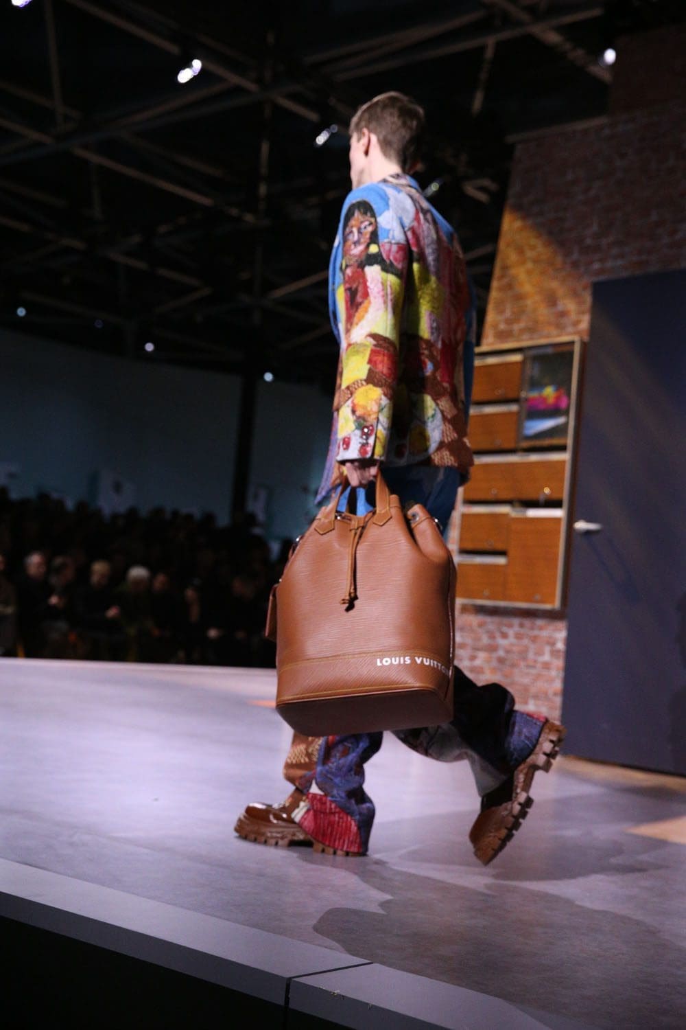 Louis Vuitton Осень Зима 2023 2024 Мужская Одежда Крупным Планом Детали Runway Журнал 38
