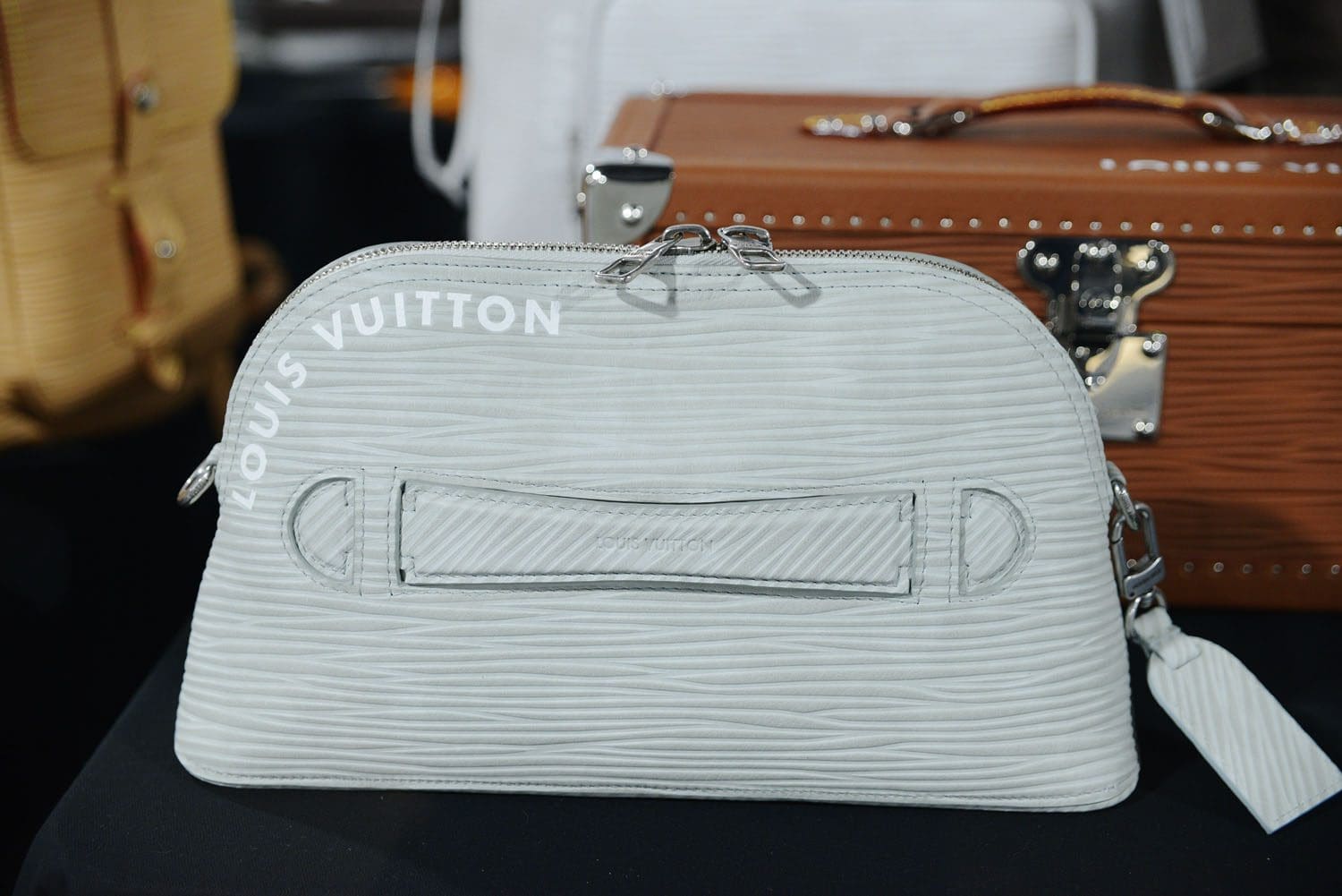 Louis Vuitton Осень Зима 2023 2024 Мужская Одежда Крупным Планом Детали Runway Журнал 6