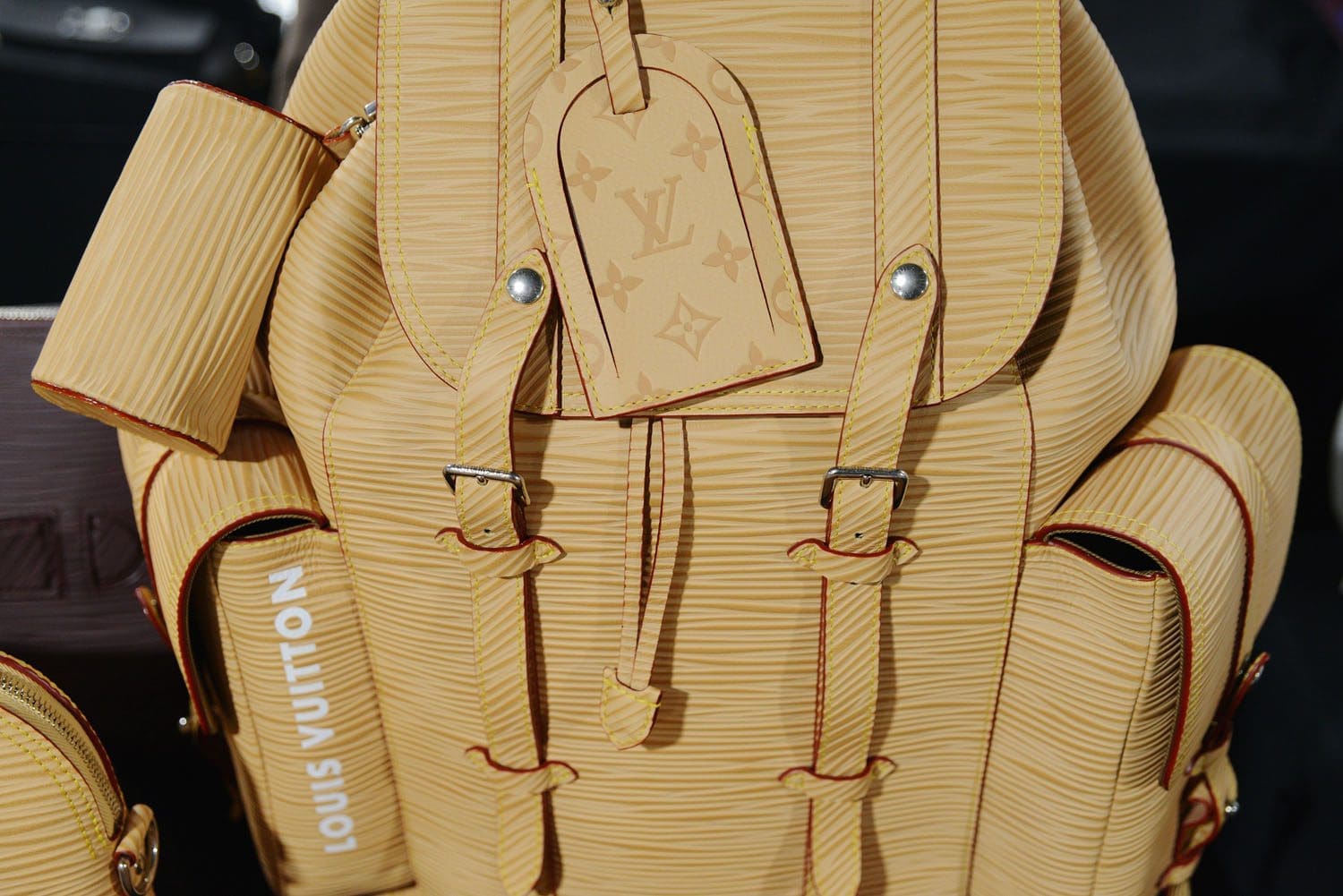 Louis Vuitton Осень Зима 2023 2024 Мужская Одежда Крупным Планом Детали Runway Журнал 8