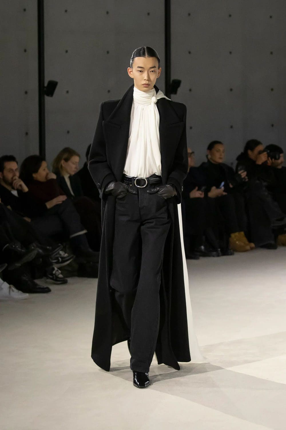 Saint Laurent Fall Winter 2023 2024 Menswear Runway Magazine 10