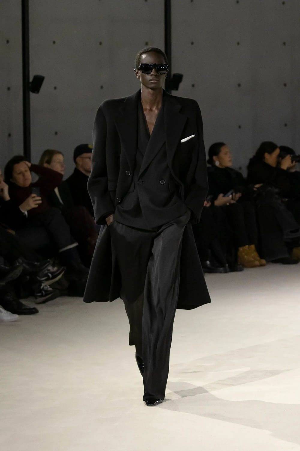 Saint Laurent Fall Winter 2023 2024 Menswear Runway Magazine 25